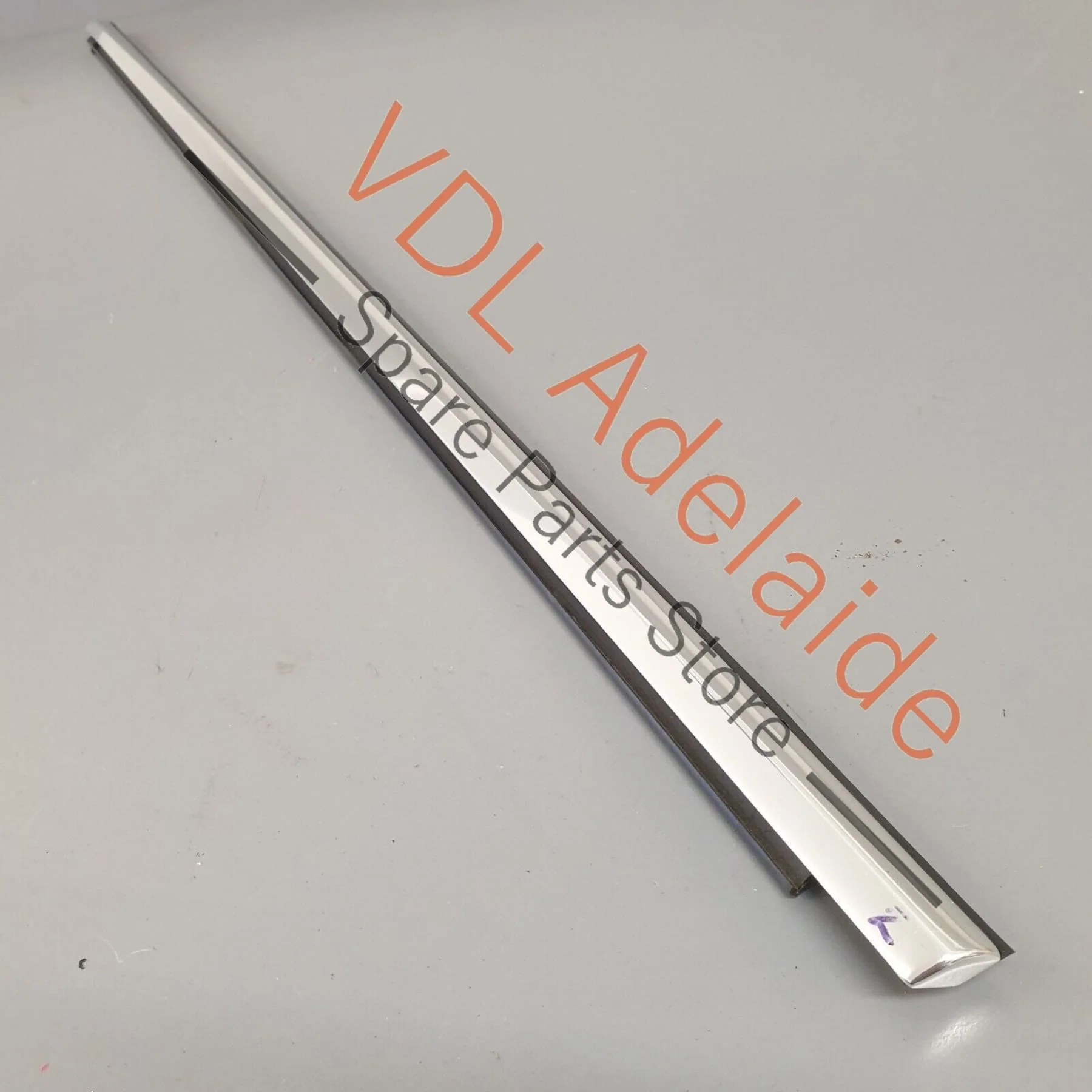 VW Golf MK7 Wagon Front Left Exterior Chrome Window Aperture Seal Moulding