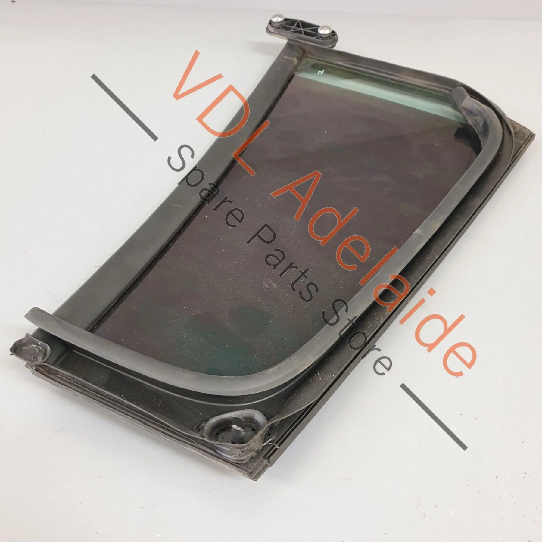 VW Golf MK7 Wagon Left LHS Fixed Window for Rear Door 5G9845213B - Image 9