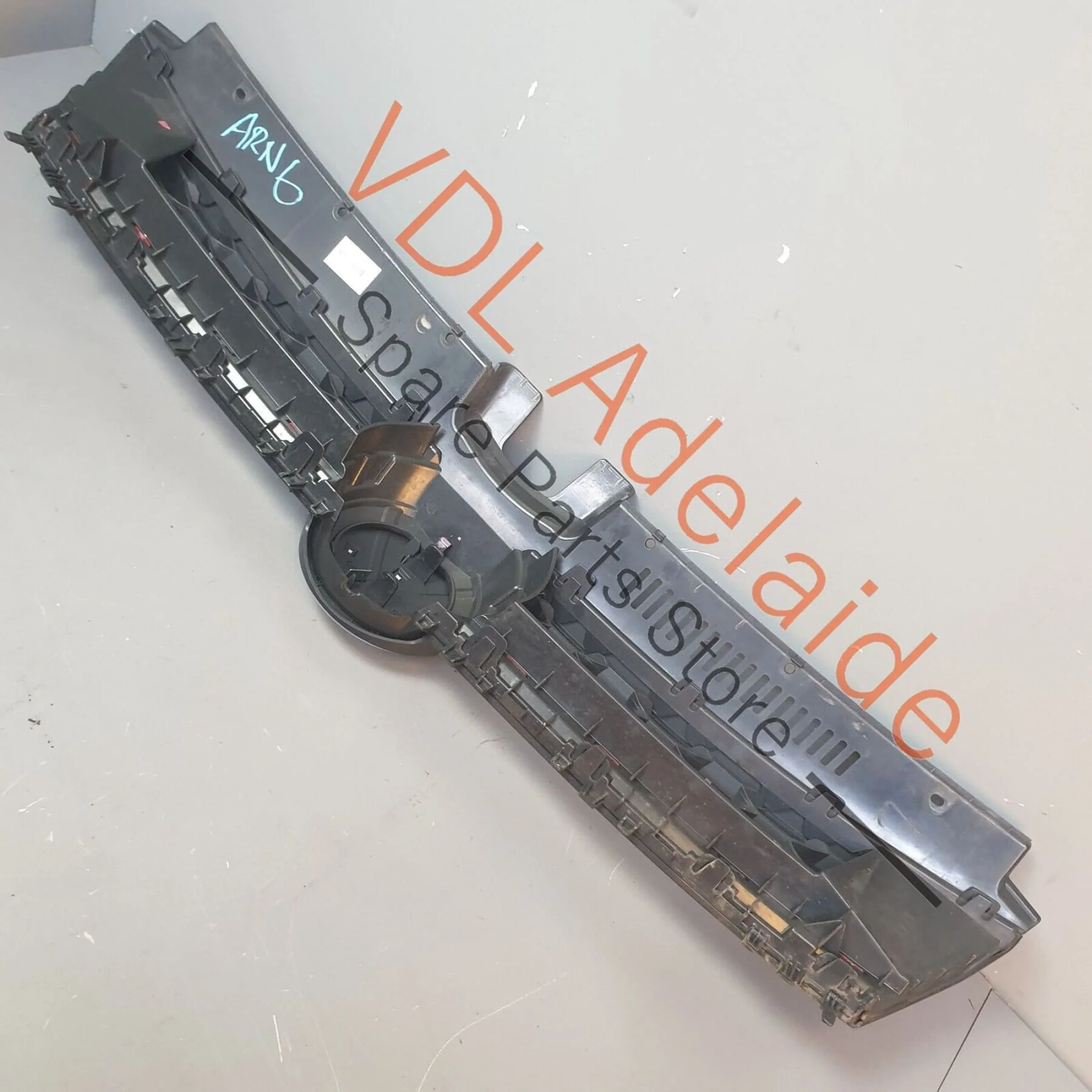 Genuine OEM VW Golf GTi Mk7 Front Grille Assembly with Badges 5G0853651AM BTU - Image 5