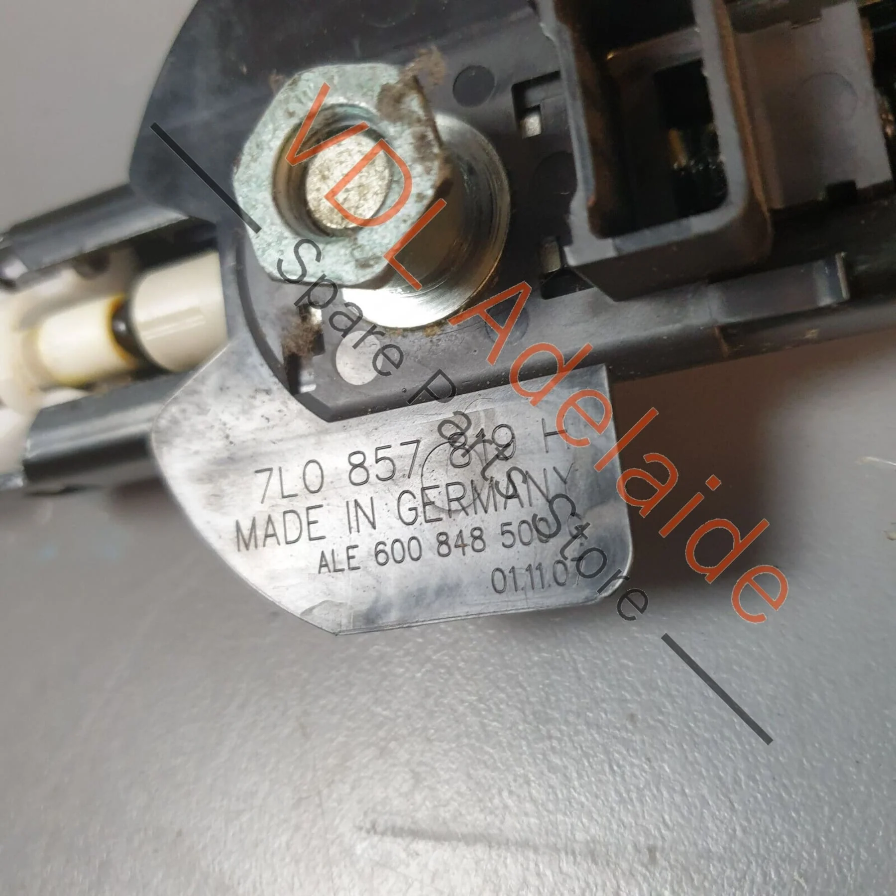 VW Touareg V10 7L Front Left Right Electric Seatbelt Height Adjuster 7L0857819H - Image 6