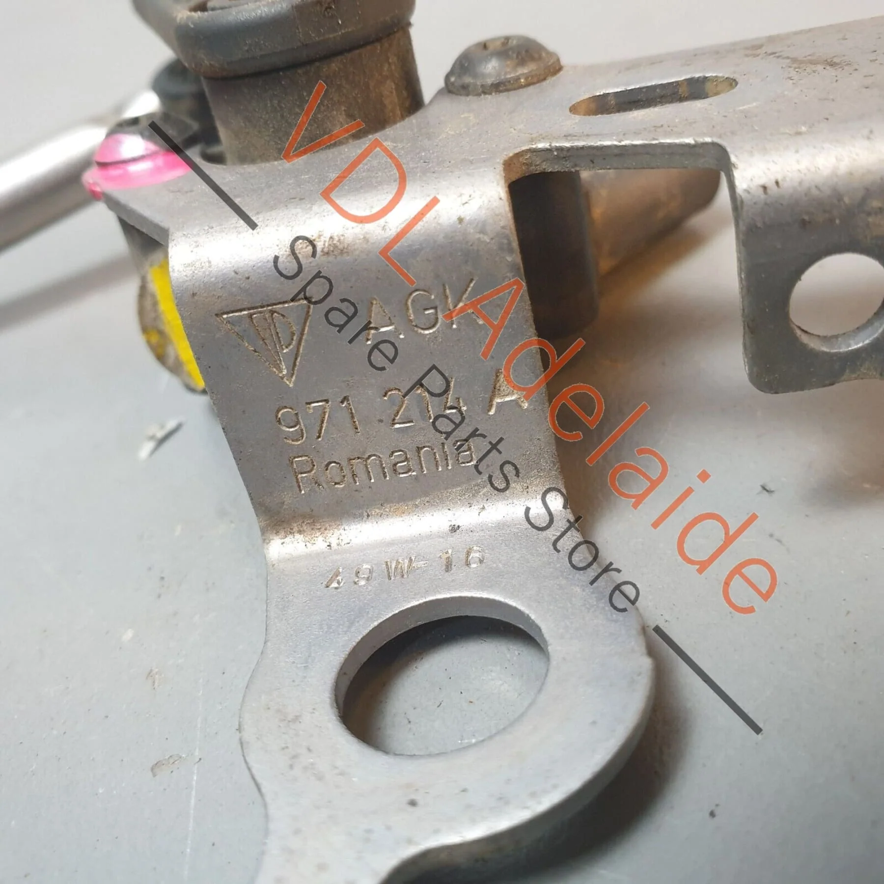 Porsche Panamera Turbo 971 Rear Left Suspension Level Sensor 971616571 - Image 4