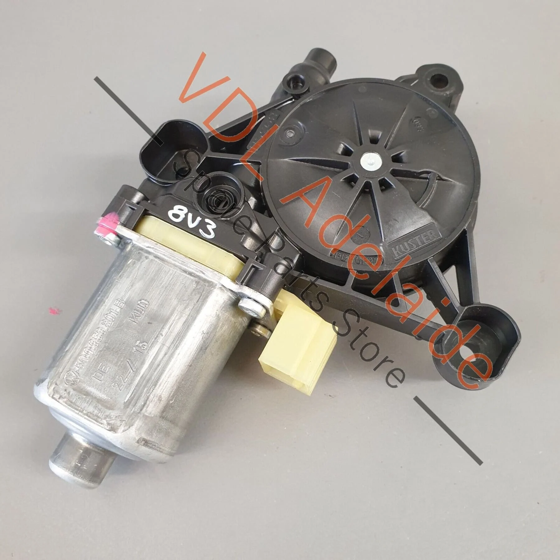 Audi RS3 8V Front Right Window Regulator Motor 5Q0959801B