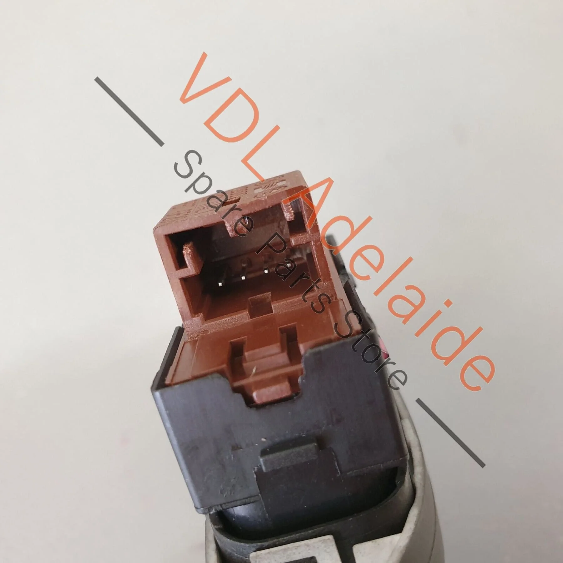 Audi RS3 S3 A3 8V Safety Switch for Central Locking System for RHD 8V2962108 - Image 6