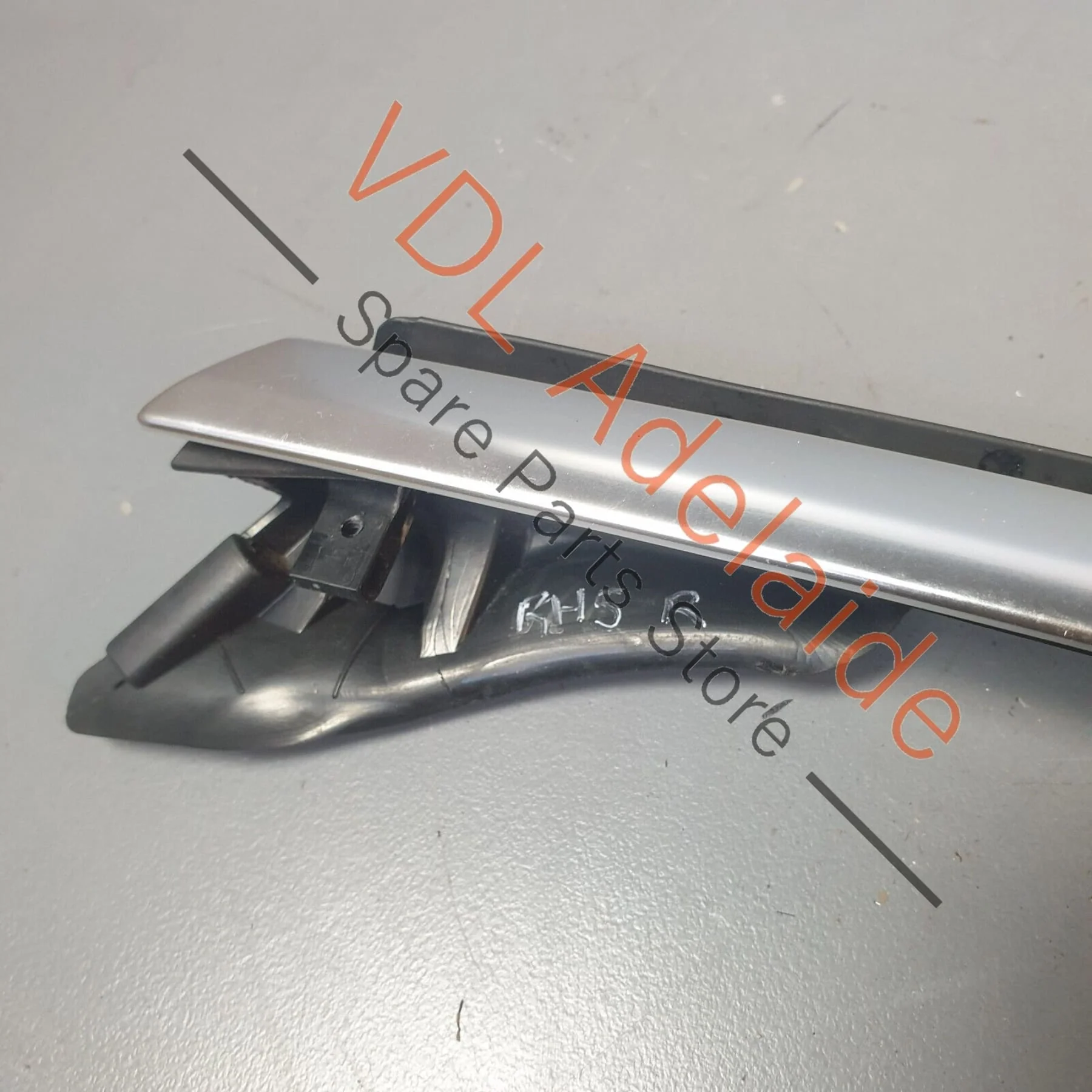 Porsche Panamera Turbo 971 Right Rear Door Exterior Weather Seal - Image 4