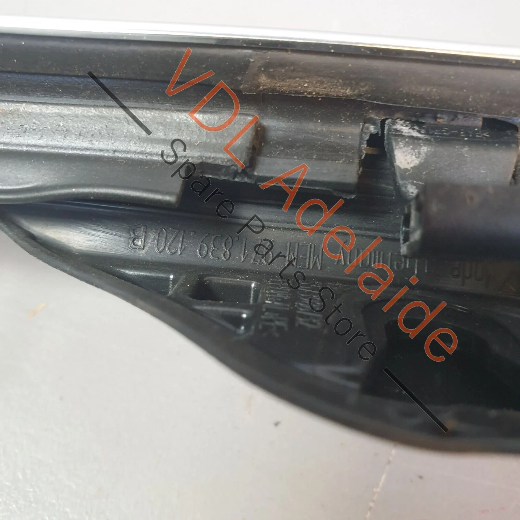 Porsche Panamera Turbo 971 Right Rear Door Exterior Weather Seal - Image 5
