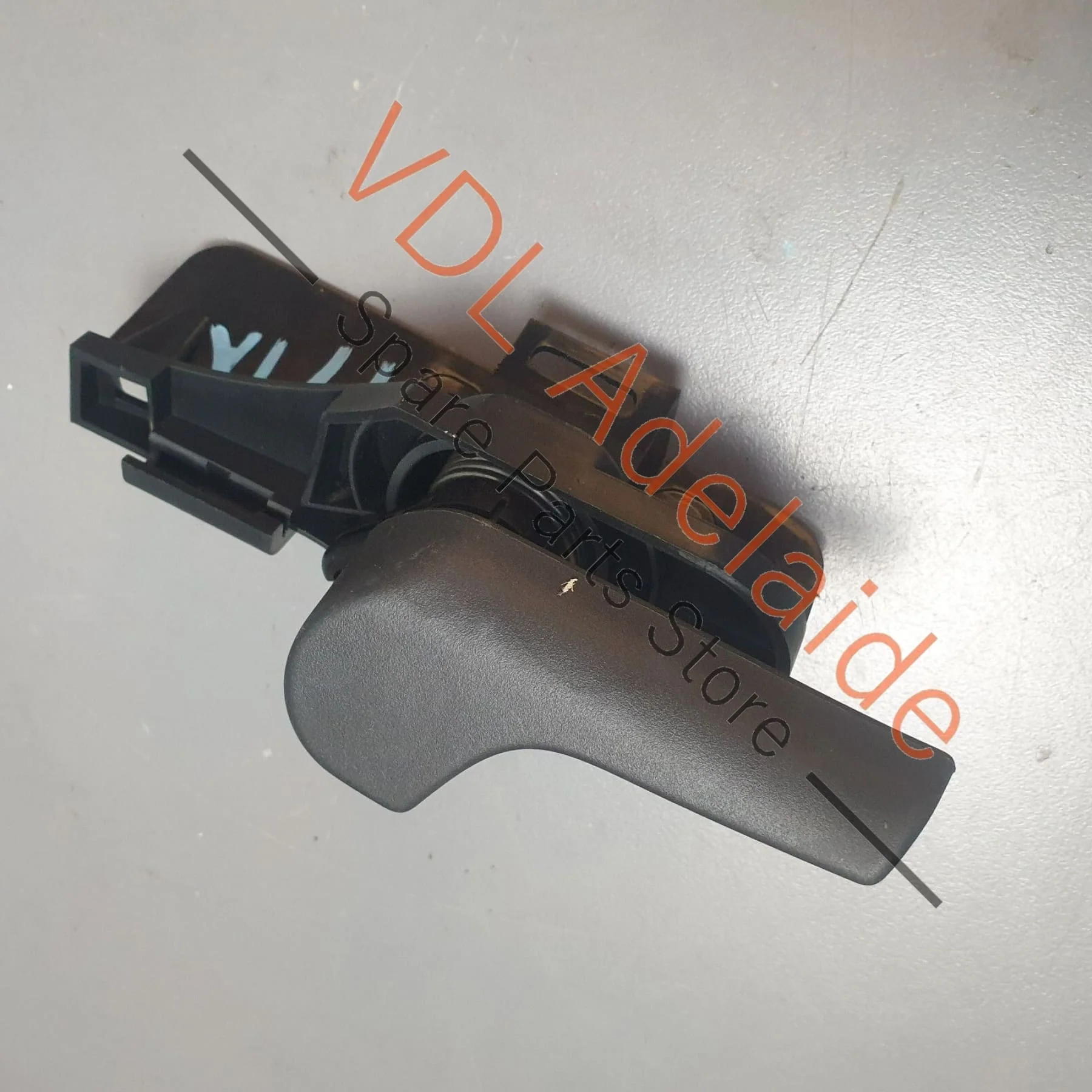 Porsche Panamera Turbo 971 Bonnet Opening Lid Lever Handle Pull 971823533A RHD