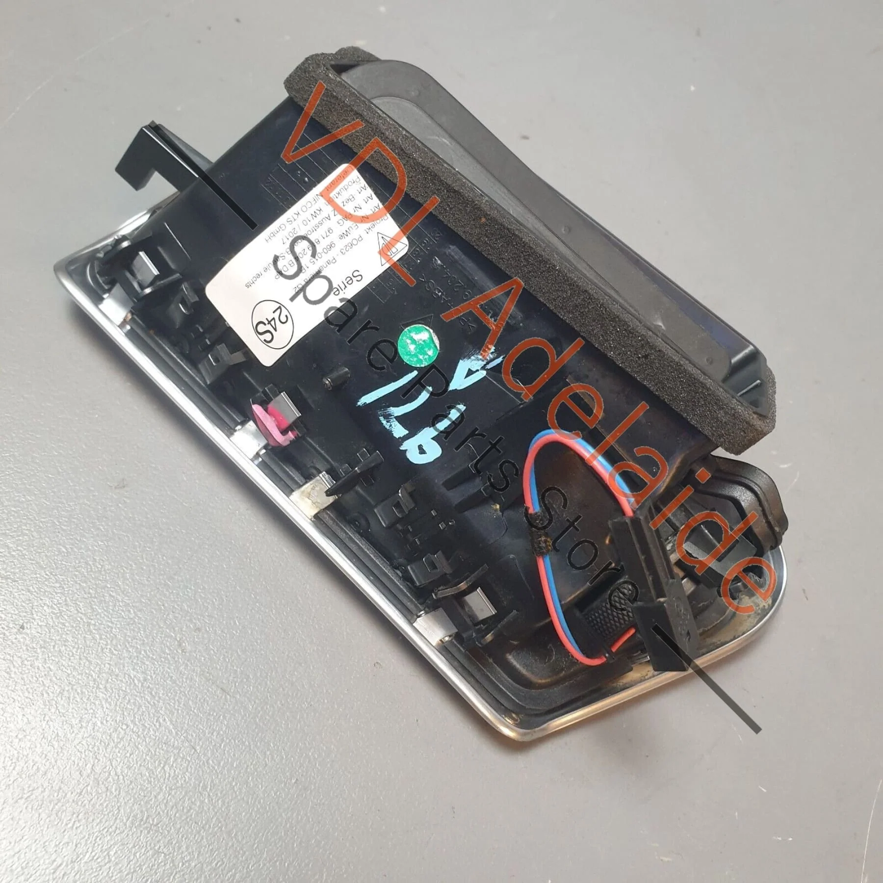 Porsche Panamera Turbo 971 B Pillar Rear Right Passenger Air AC Vent - Image 6