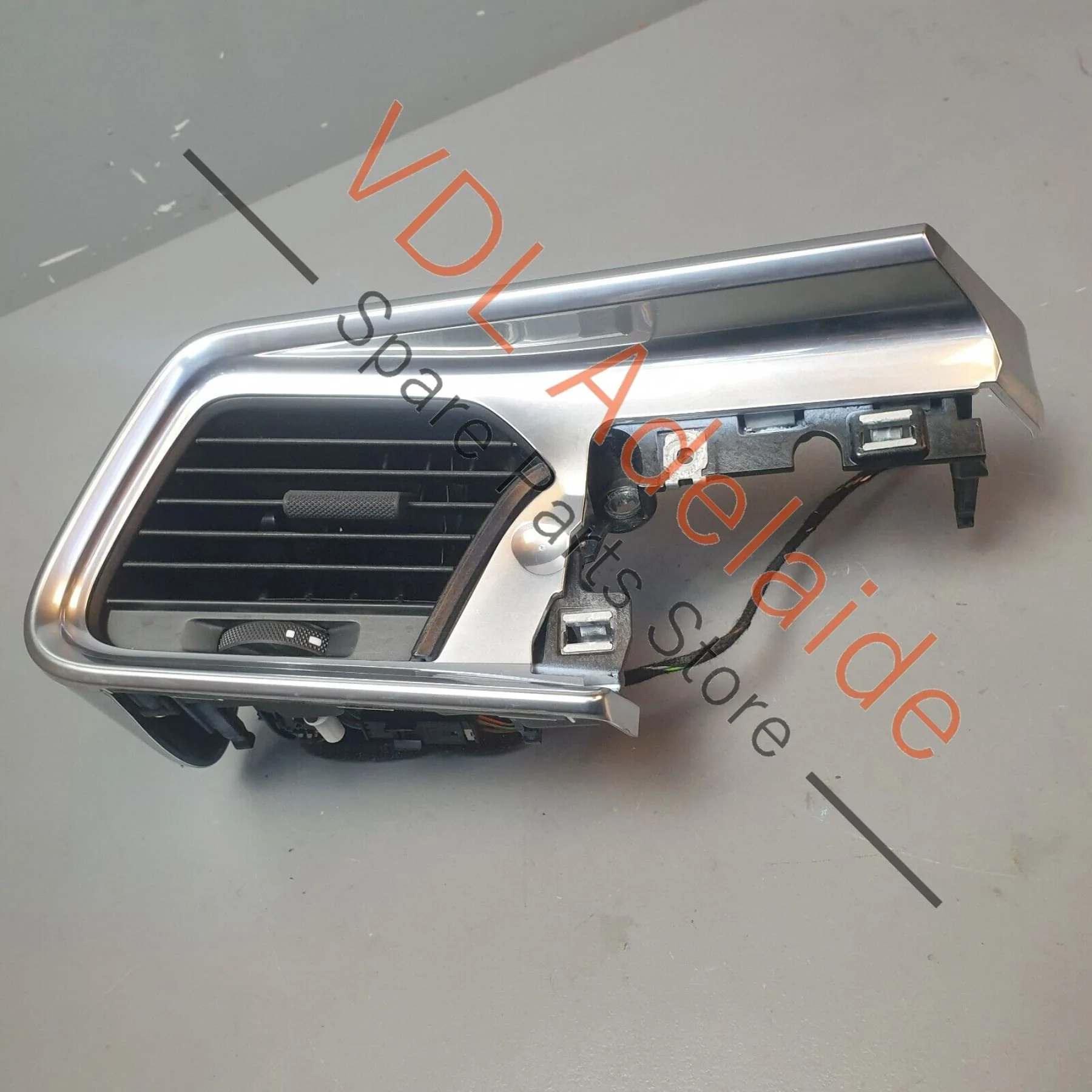 Porsche Panamera Turbo 971 RHS Right Side Dashboard Air AC Vent 971857715E - Image 4