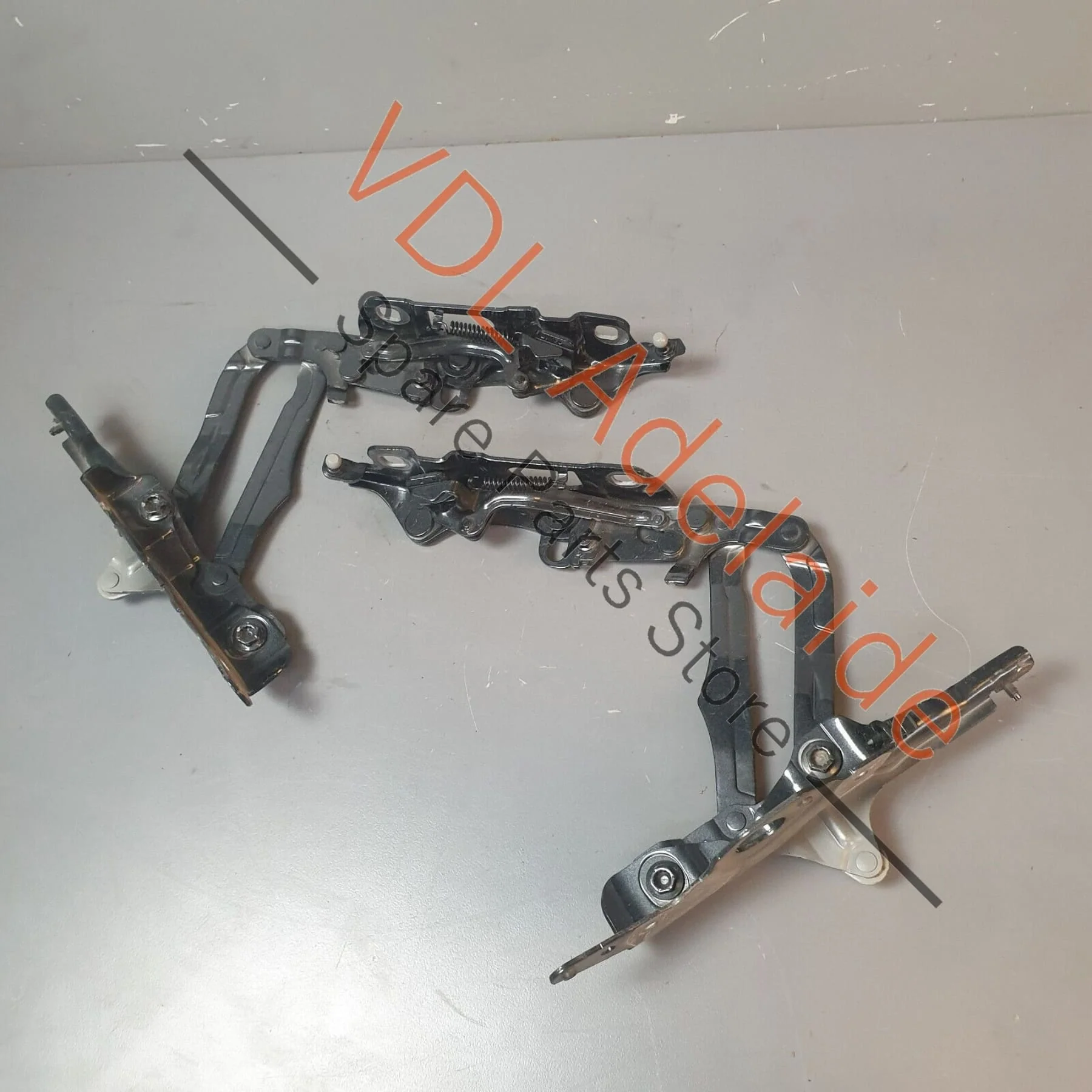 Porsche Panamera Turbo 971 Pair of Bonnet Hinges Left & Right - Image 2