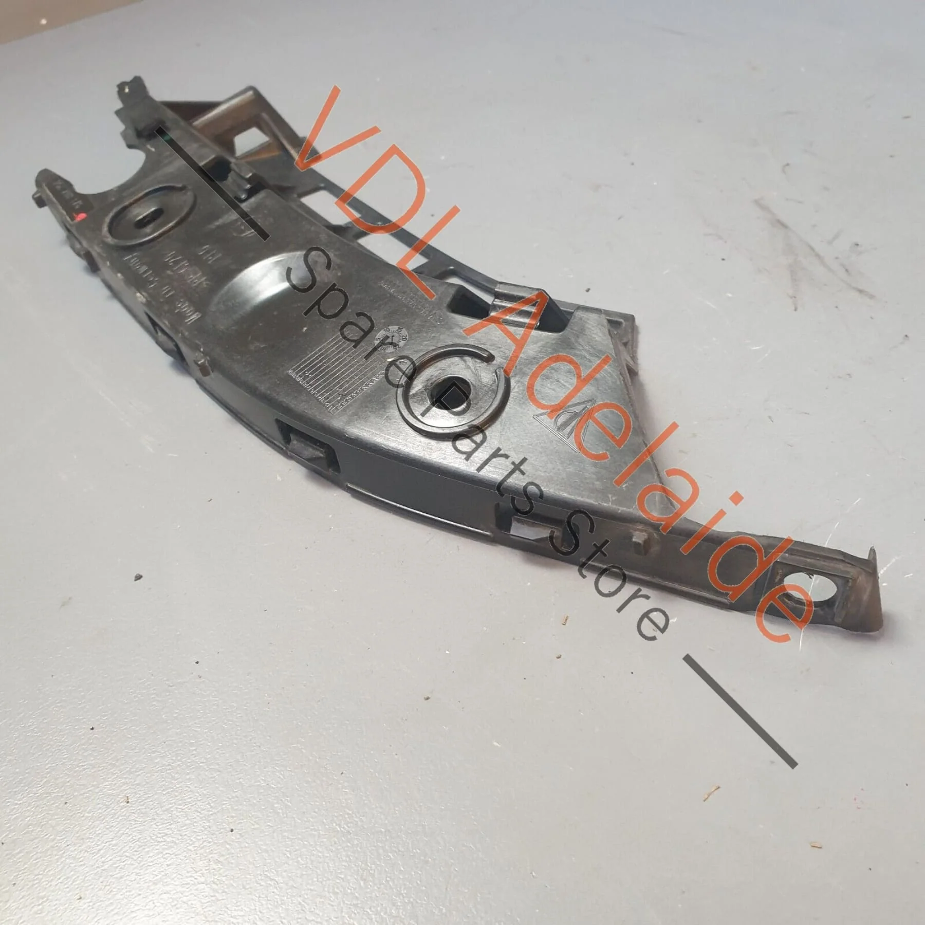 Porsche Panamera Turbo 971 Rear Bumper Guide Piece Bracket Right RHS 971807254 - Image 4