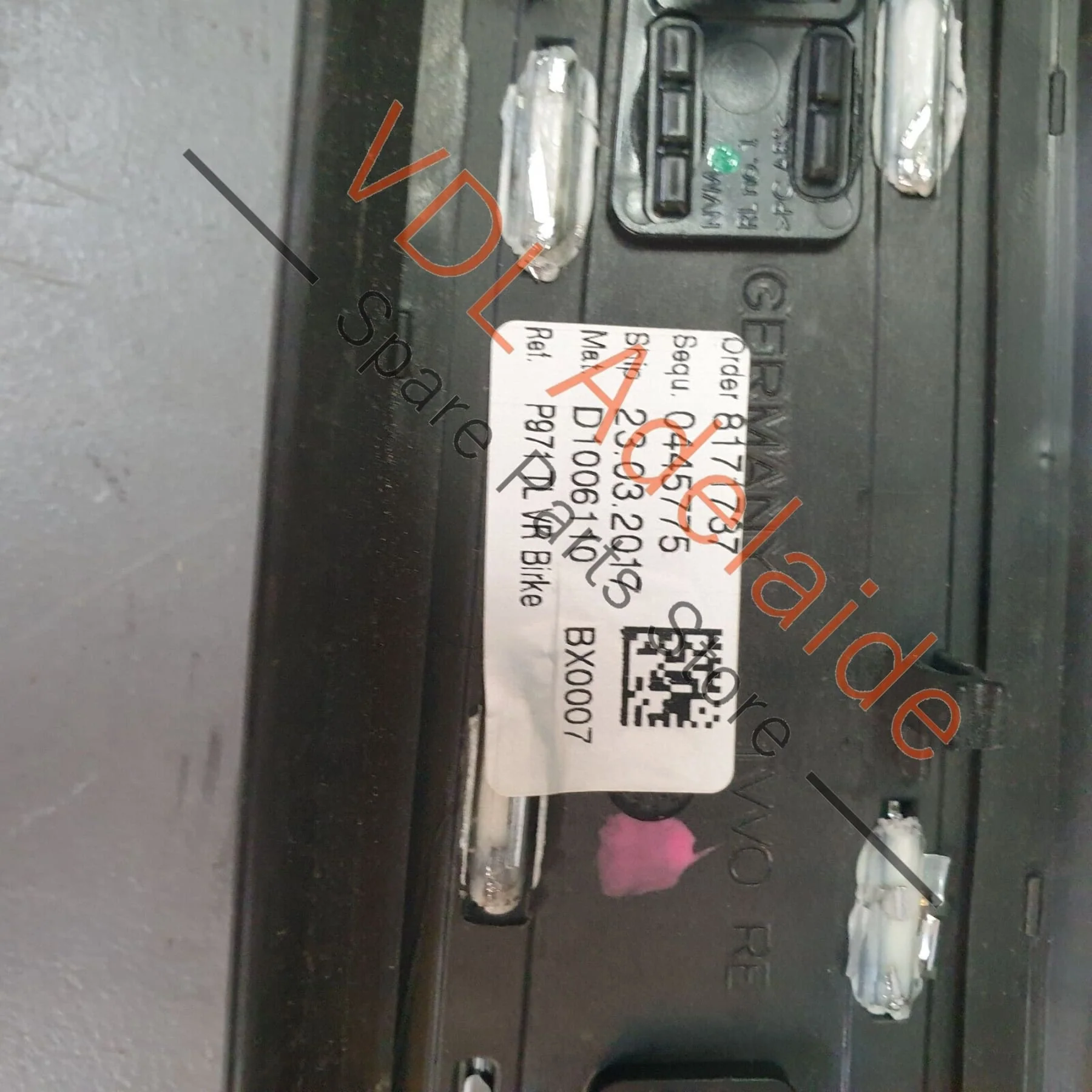 Porsche Panamera Turbo Swedish Birch Front Right Wood Grain Door Trim Insert - Image 9