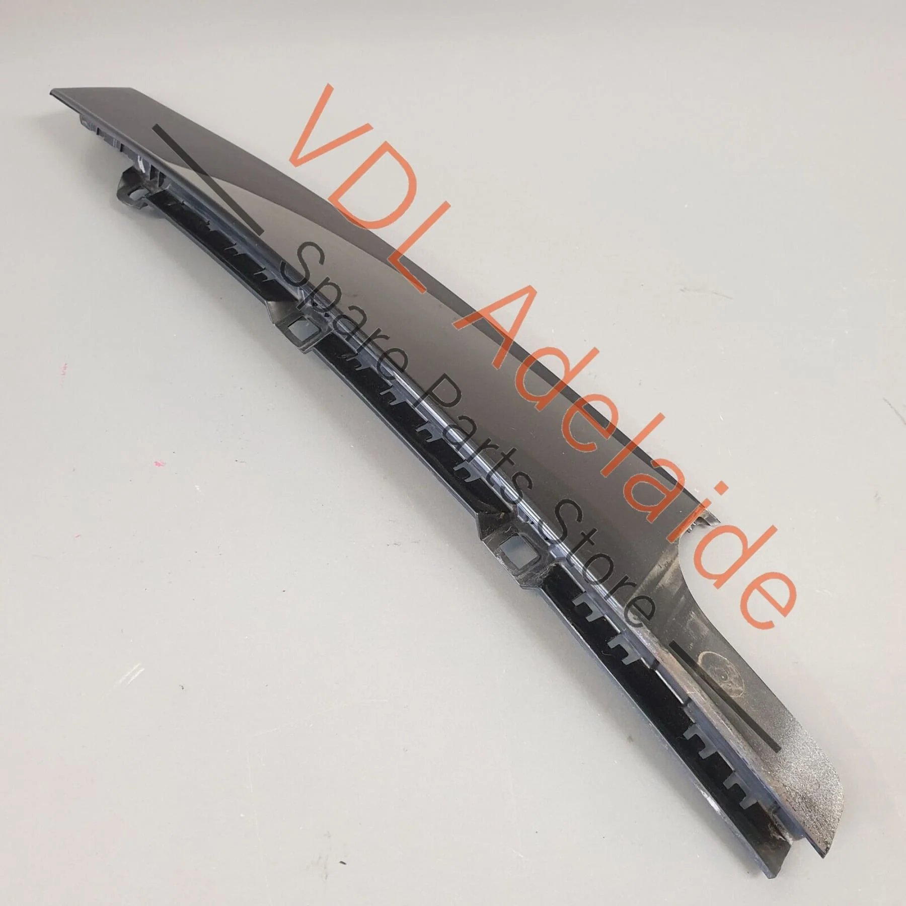 VW Golf GTi Mk7 Front Left Exterior Trim for Door Window Frame 5G4837889B - Image 5