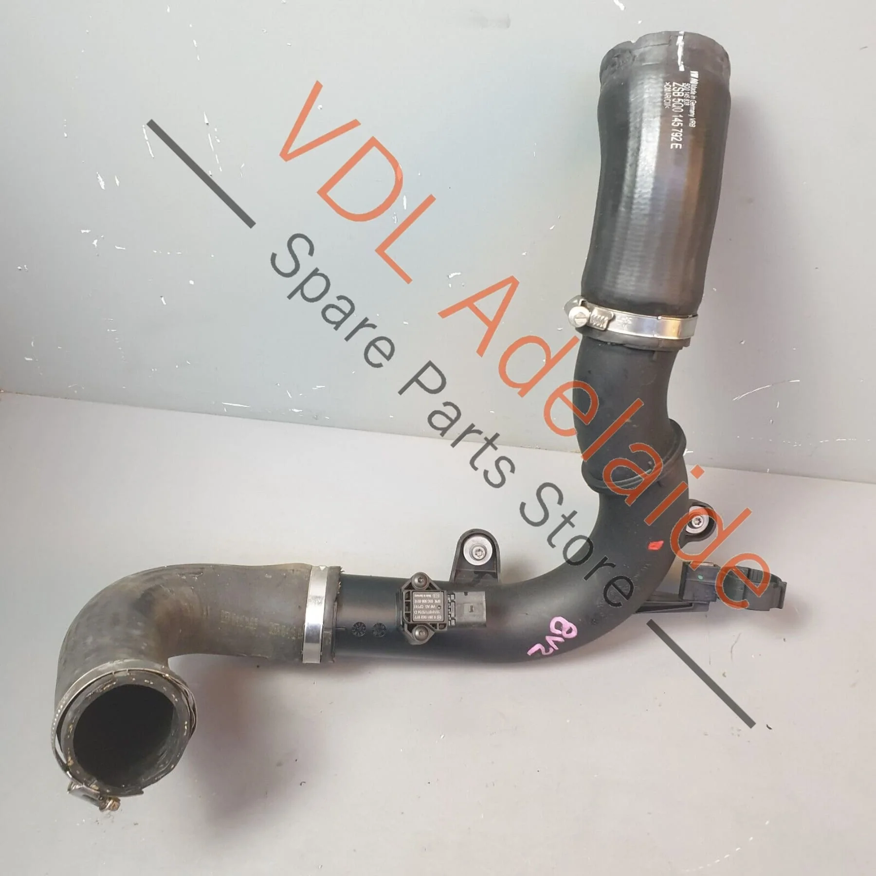 Genuine Audi S3 VW Golf R Intercooler Intake Pipe Hose 5Q0145770A - Image 2