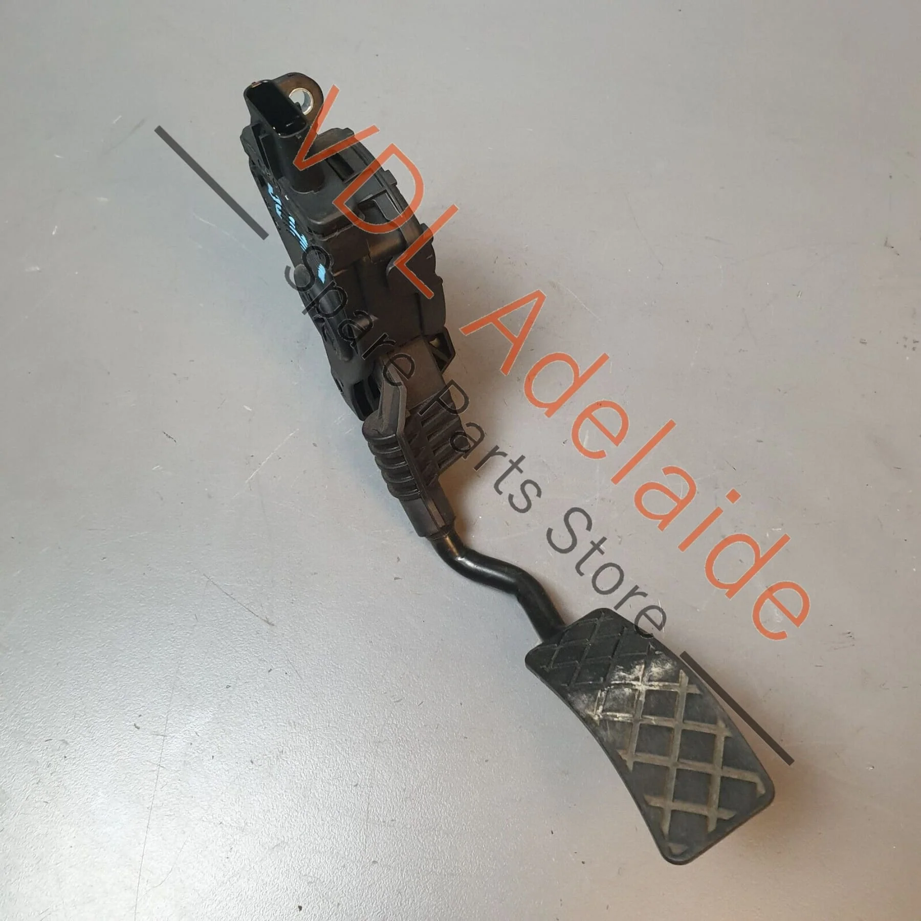 Audi A8 4H Accelerator Throttle Gas Pedal 4H2723523B - Image 4