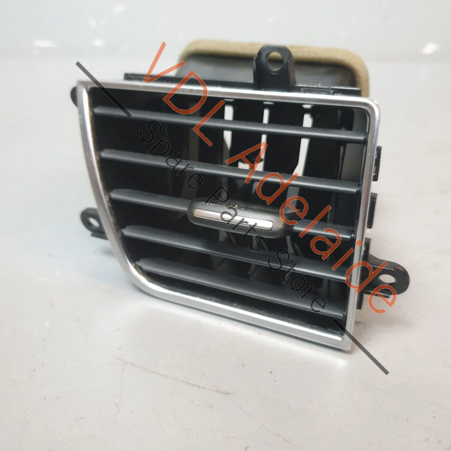 Audi A8 4H Passenger Side Middle Inner Vent Centre for RHD Vehicles 4H2820952 - Image 4