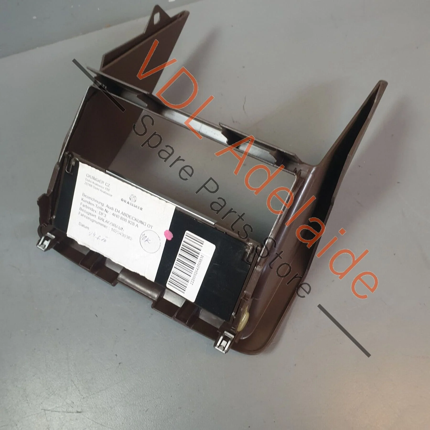 Audi A8 4H Rear Arm Rest Console Lid Box Cabinet 4H0886828A DF3 Picco brown - Image 7