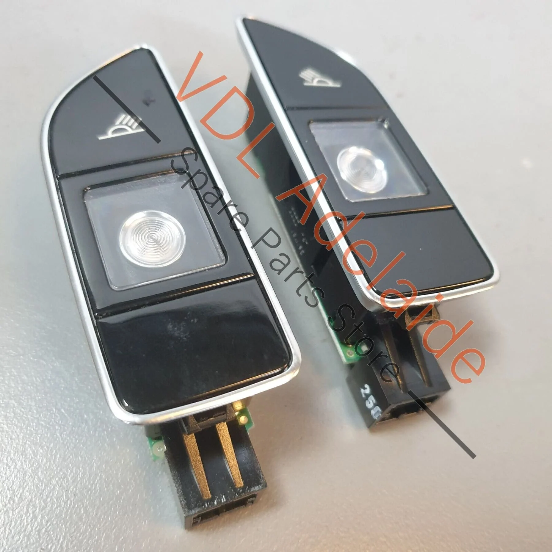 Audi A8 4H Rear Passenger Ceiling Mounted Interior Reading Lights 4H0947353 4H0947354