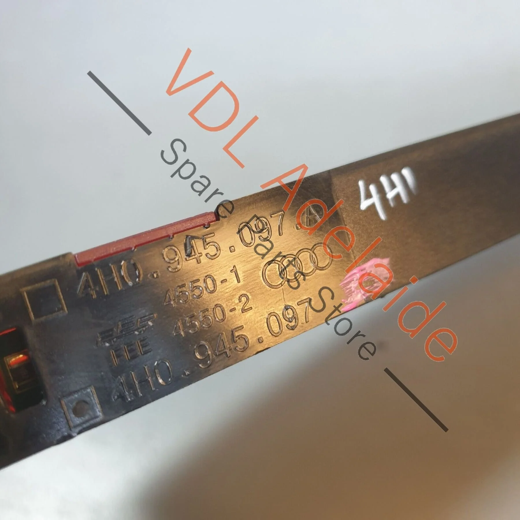 Audi A8 4H Third Middle Centre Additional Brake Light for Rear Window 4H0945097 - Image 4