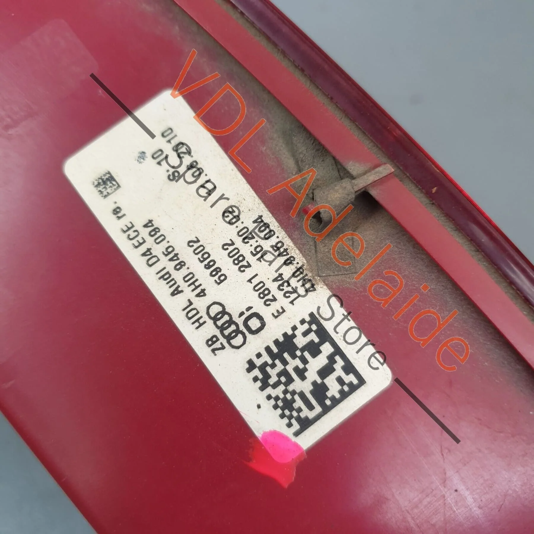 Audi A8 4H Right Side Inner LED Tail Light 4H0945094 - Image 4