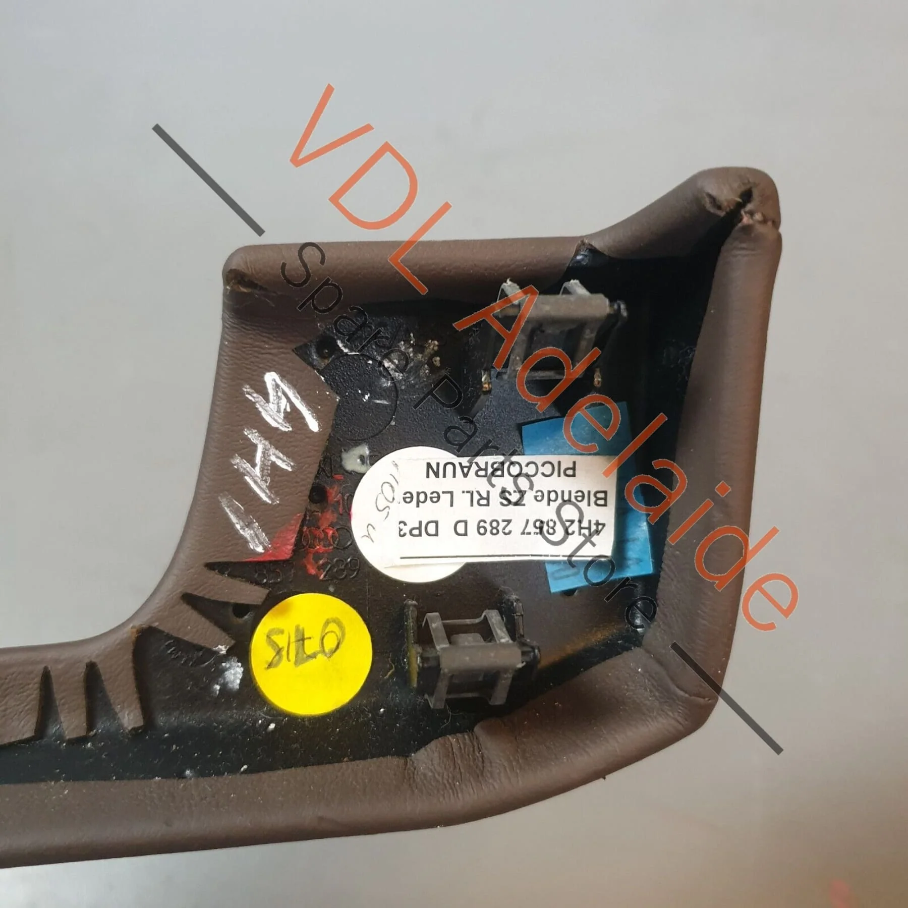 Audi A8 4H Dashboard Key Hole Trim Brown Leather for RHD 4H2857289D DP3 - Image 6