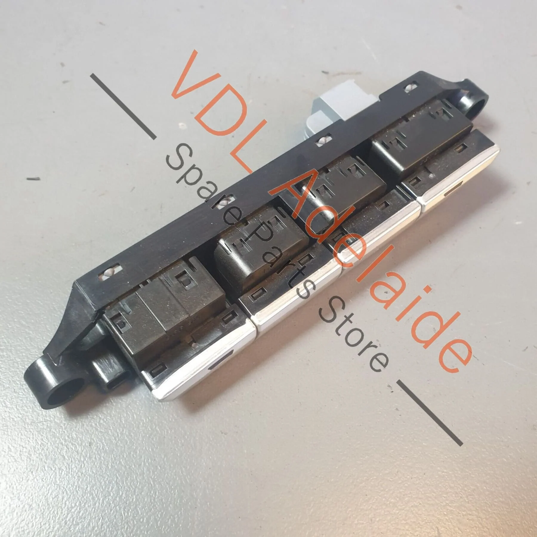 Audi A8 4H Front Left Seat Memory Switch 4H0959769D - Image 4