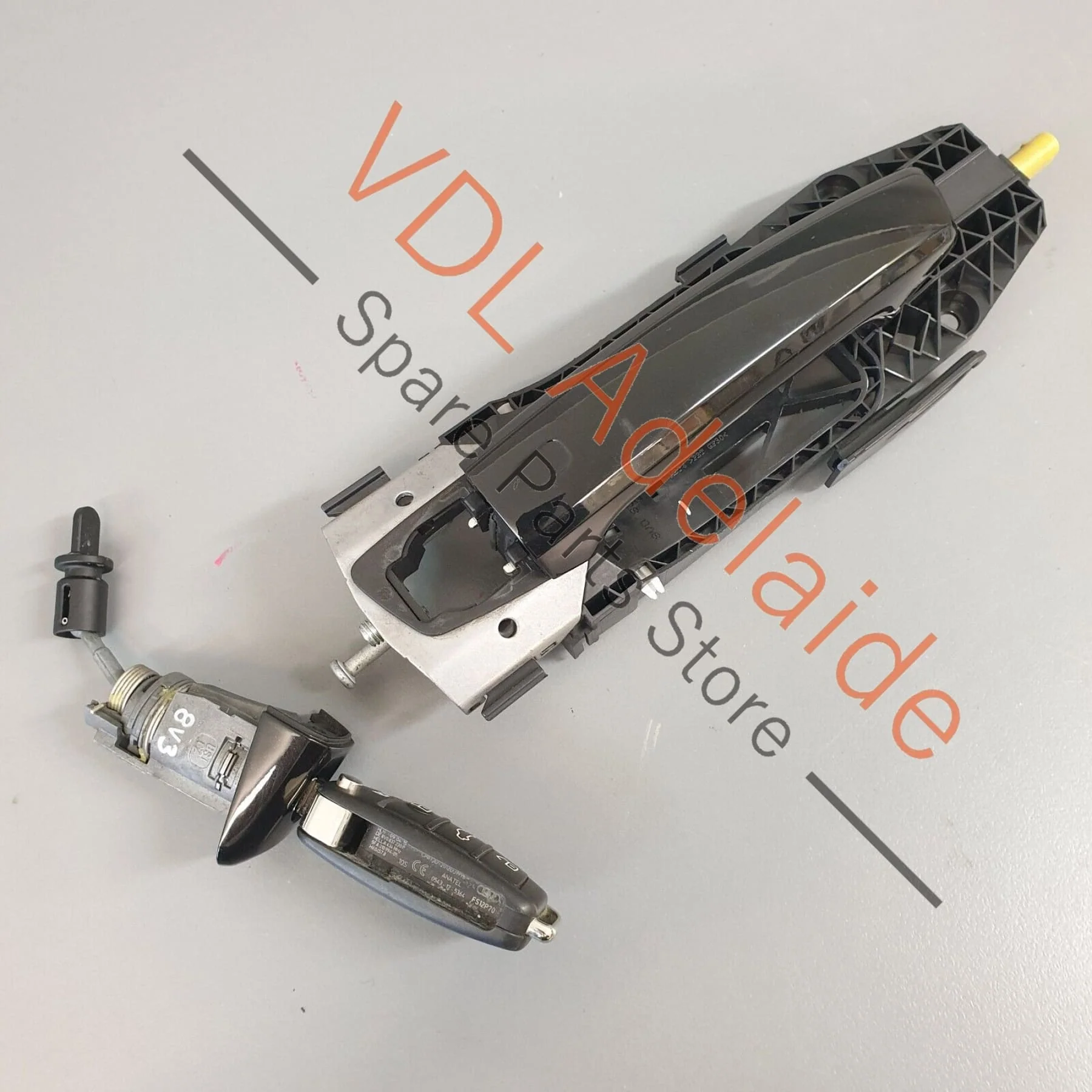 Audi RS3 8V Front Right Driver Exterior Door Handle & Lock with Key & Sensor RHD - Image 5