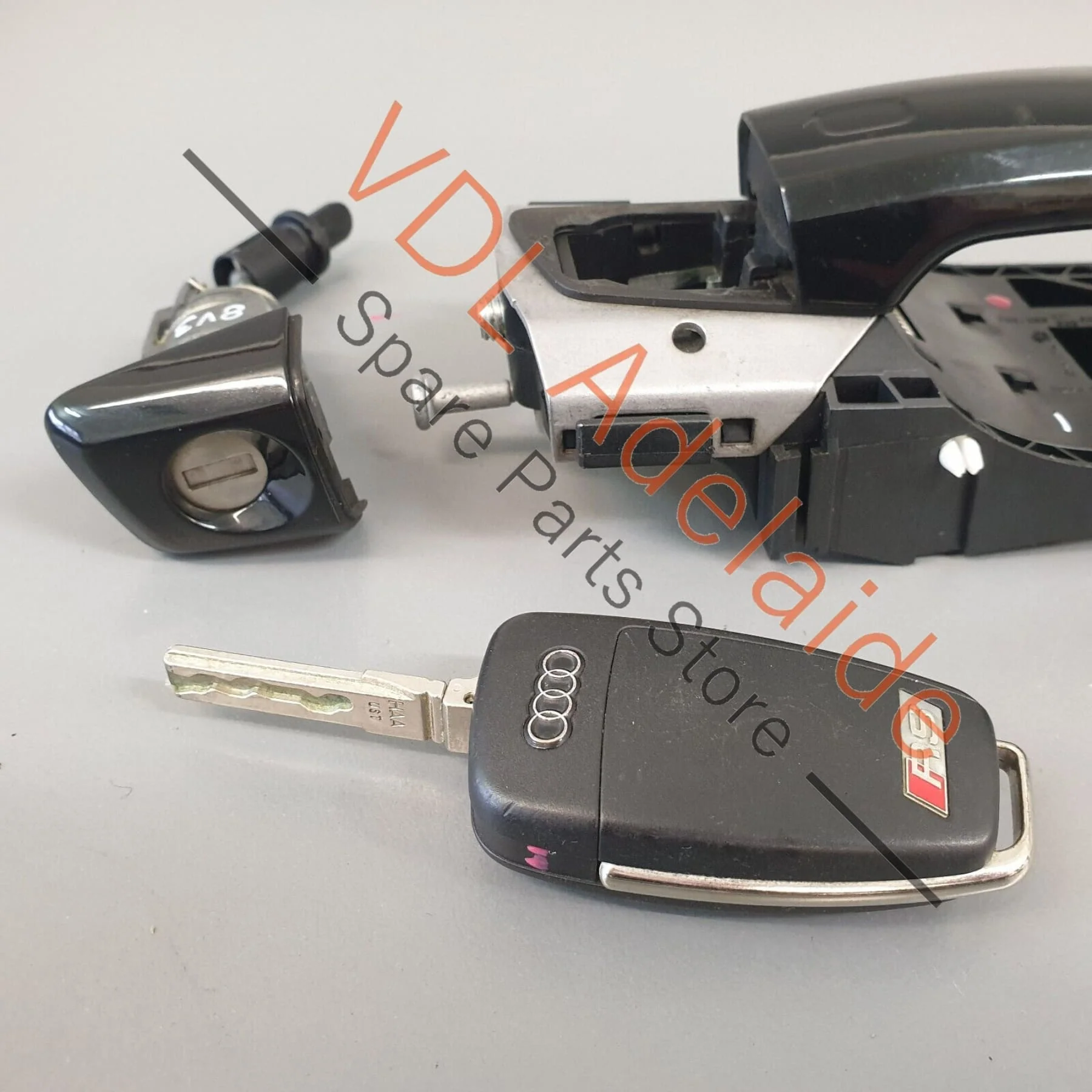 Audi RS3 8V Front Right Driver Exterior Door Handle & Lock with Key & Sensor RHD - Image 6
