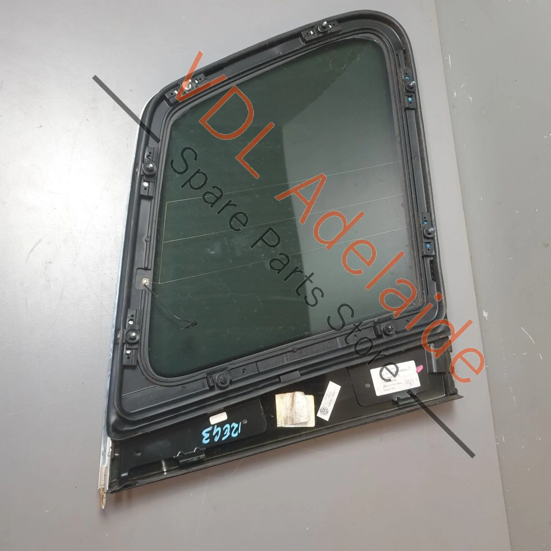 VW Touareg V10 7L Rear Right Side Quarter Glass Window 7L6845298FR - Image 5
