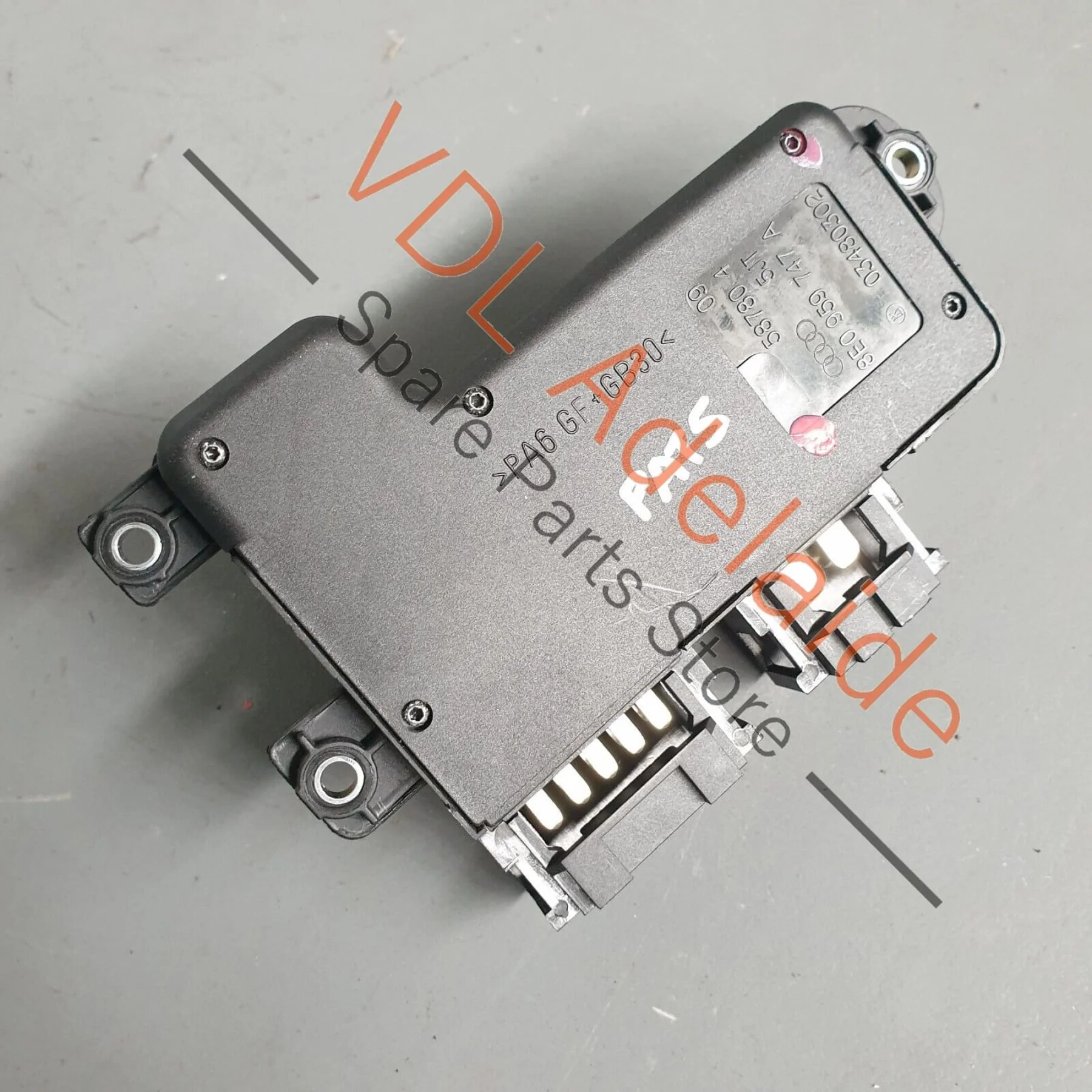 VW R36 Passat 3C B6 OEM Front Left Electric Seat Adjustment Switch 8E0959747A - Image 2