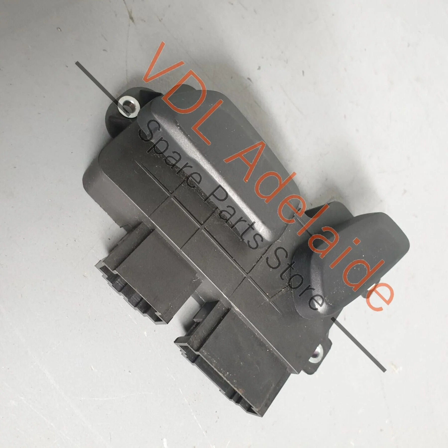 VW R36 Passat 3C B6 OEM Front Left Electric Seat Adjustment Switch 8E0959747A - Image 5