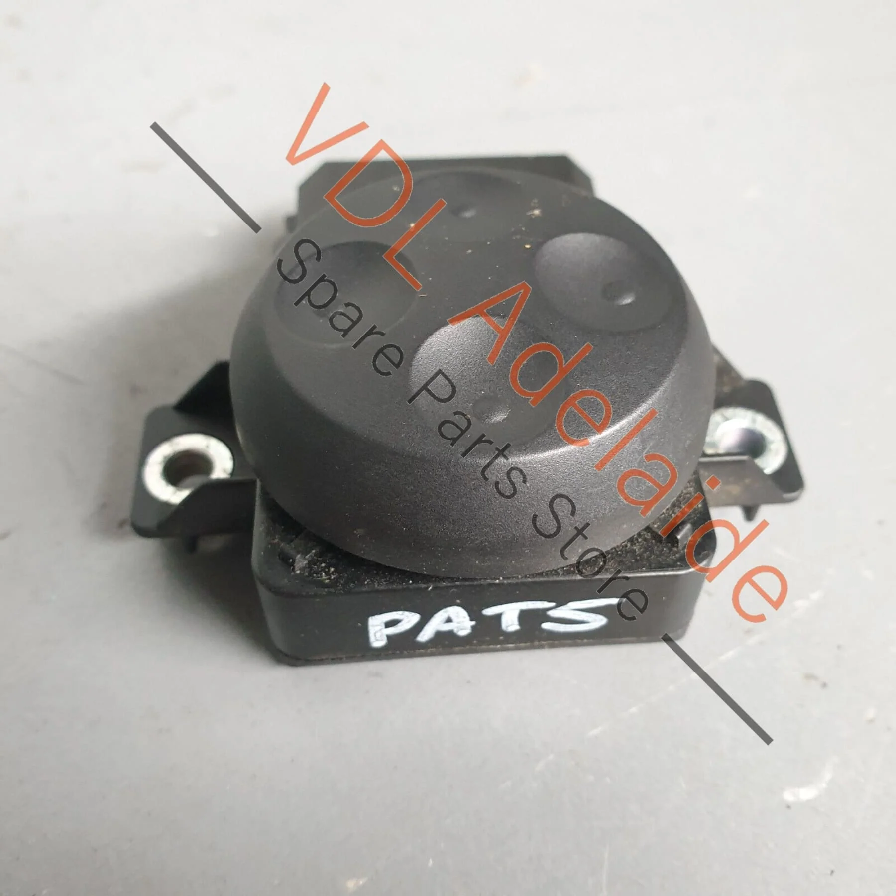 VW R36 Passat 3C B6 OEM Front Electric Seat Lumbar Support Switch 8E0959777B - Image 7