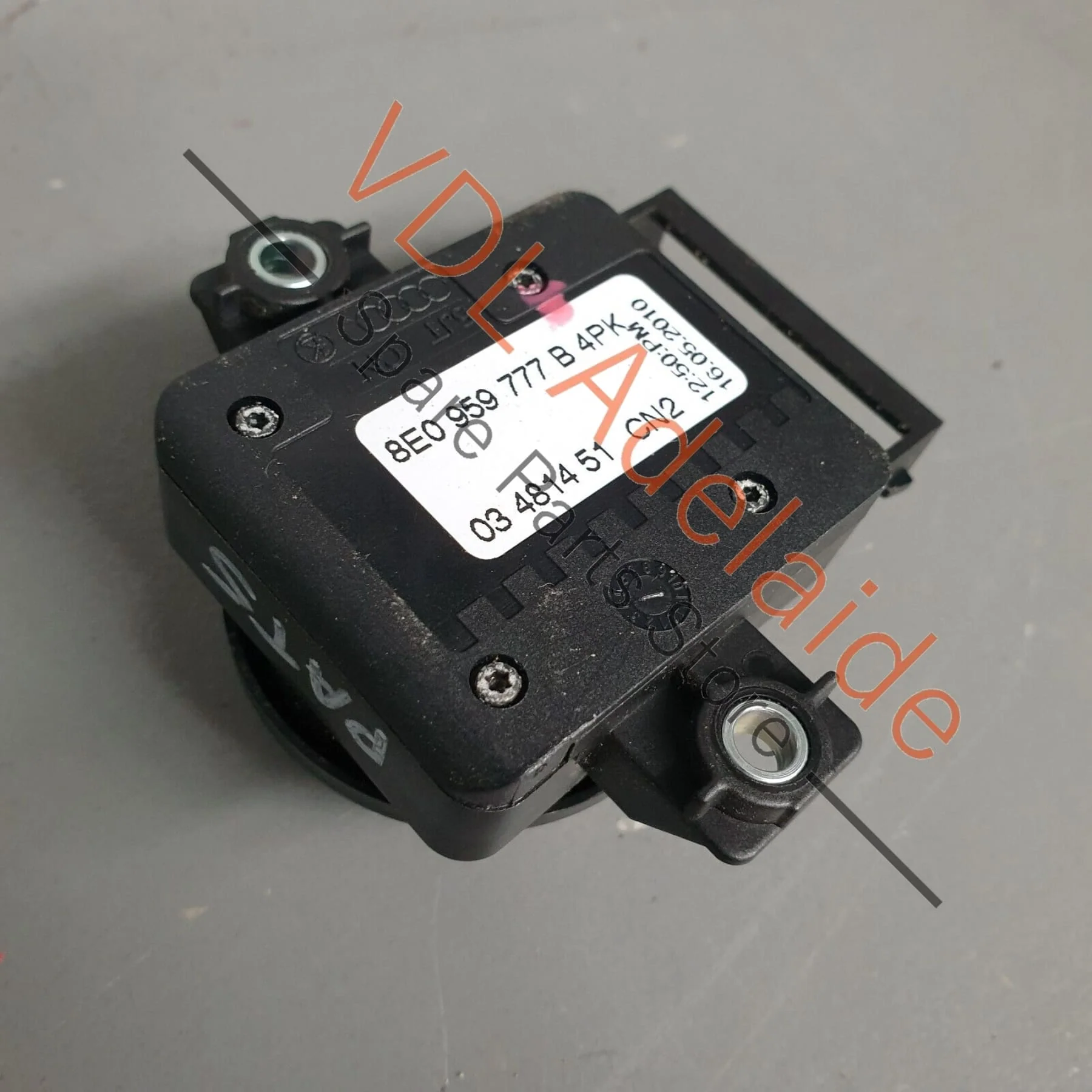 VW R36 Passat 3C B6 OEM Front Electric Seat Lumbar Support Switch 8E0959777B - Image 8