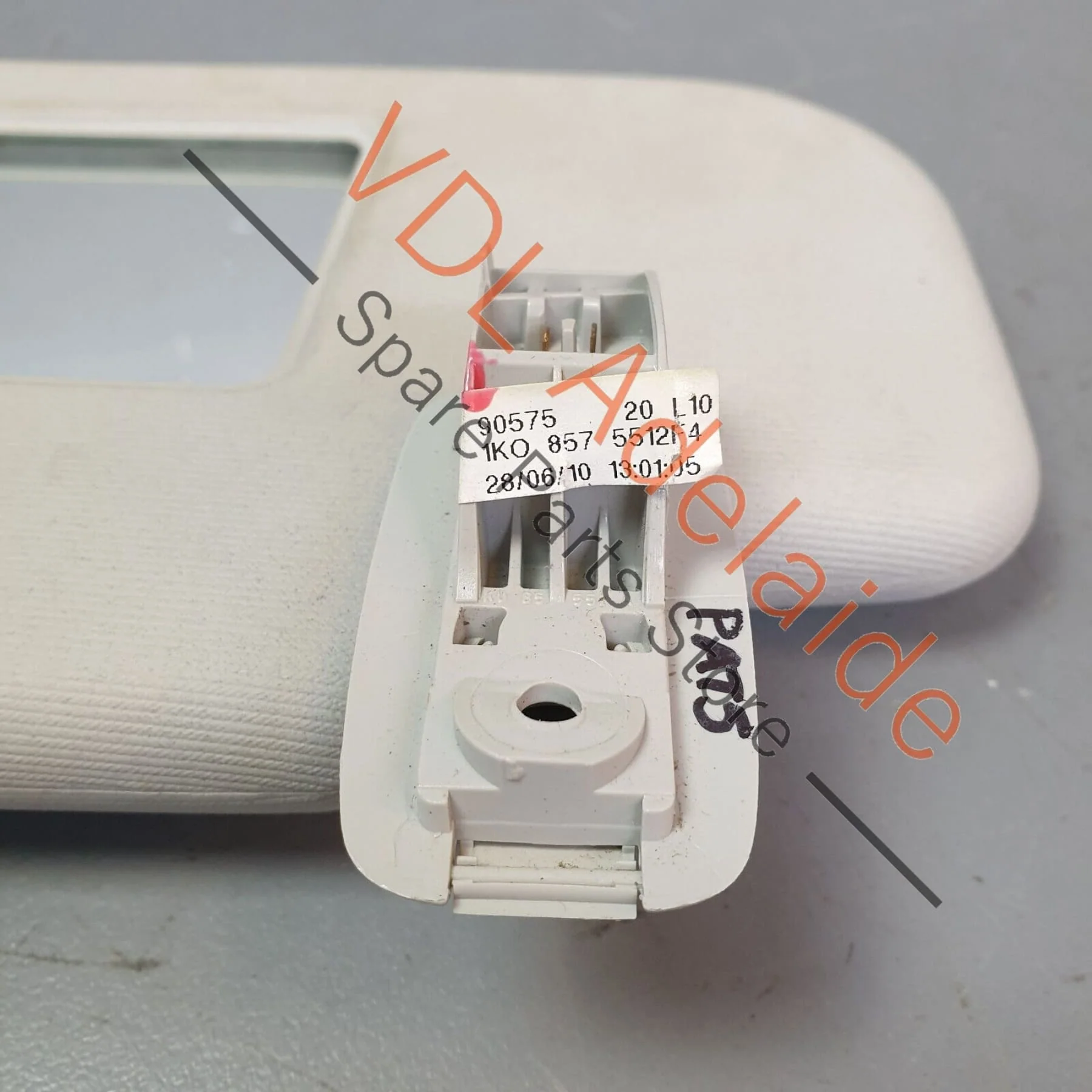 VW R36 Passat 3C B6 Left LHS Sun Visor with Illuminated Mirror 1K0857551 2F4 - Image 5