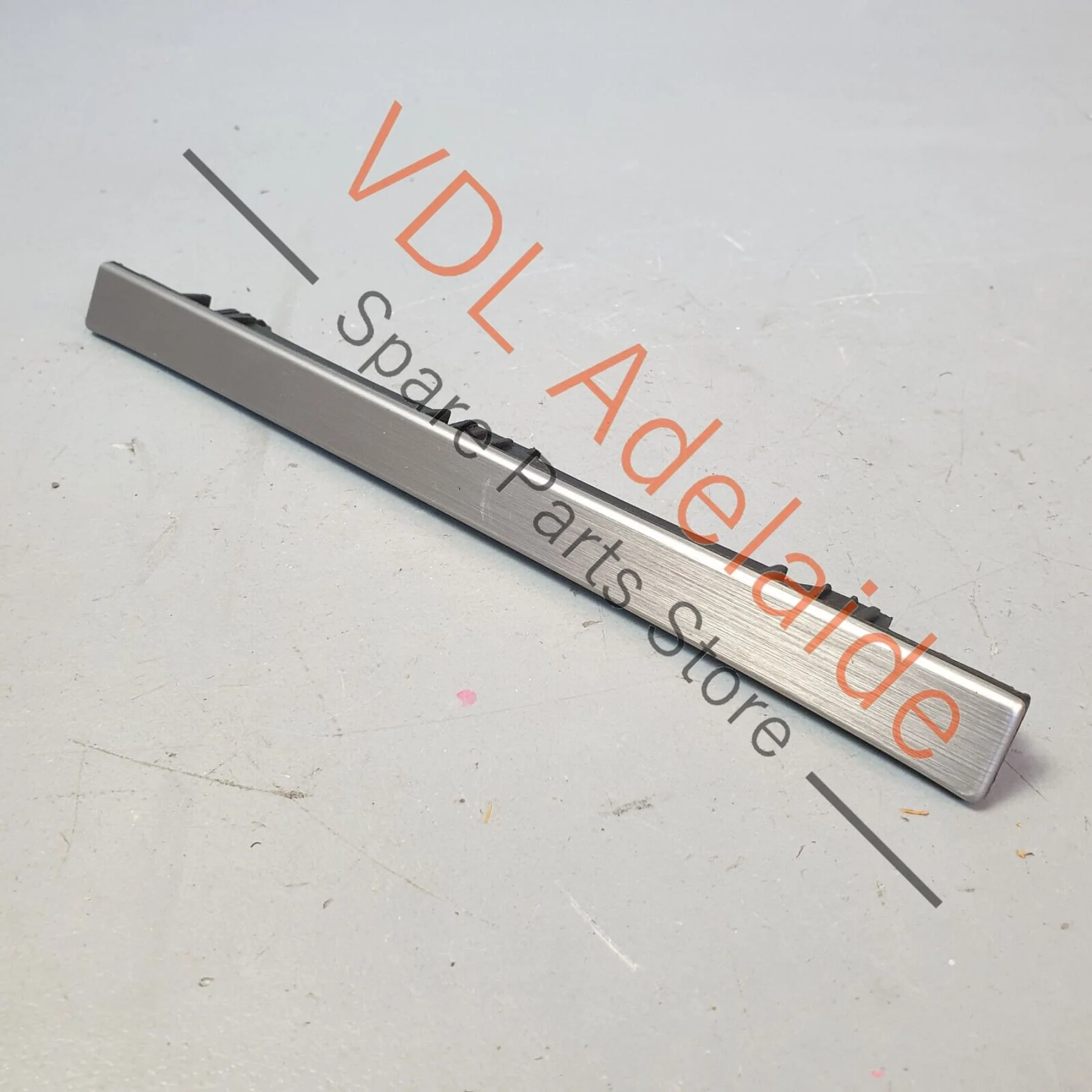 VW R36 Passat 3C B6 Dash Centre Trim Inlay Brushed Aluminium Dark 3C0858336 R60 - Image 2