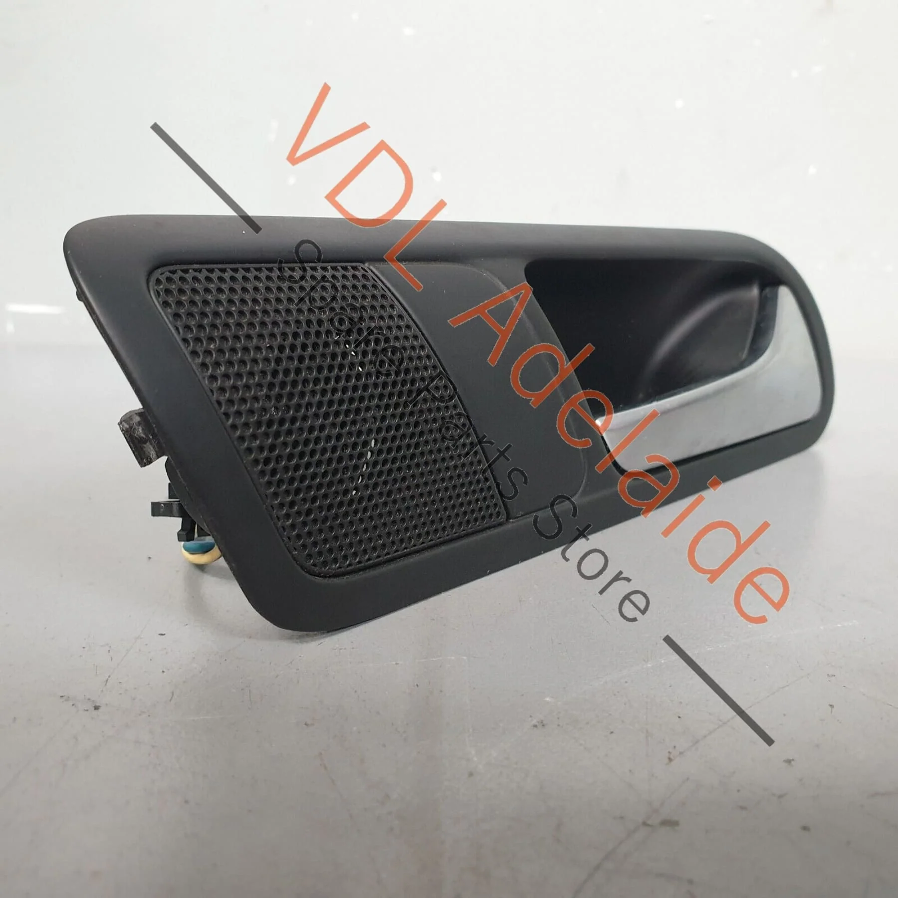 VW R36 Passat 3C B6 Rear Right Interior Door Handle with Speaker 3C4839114Q