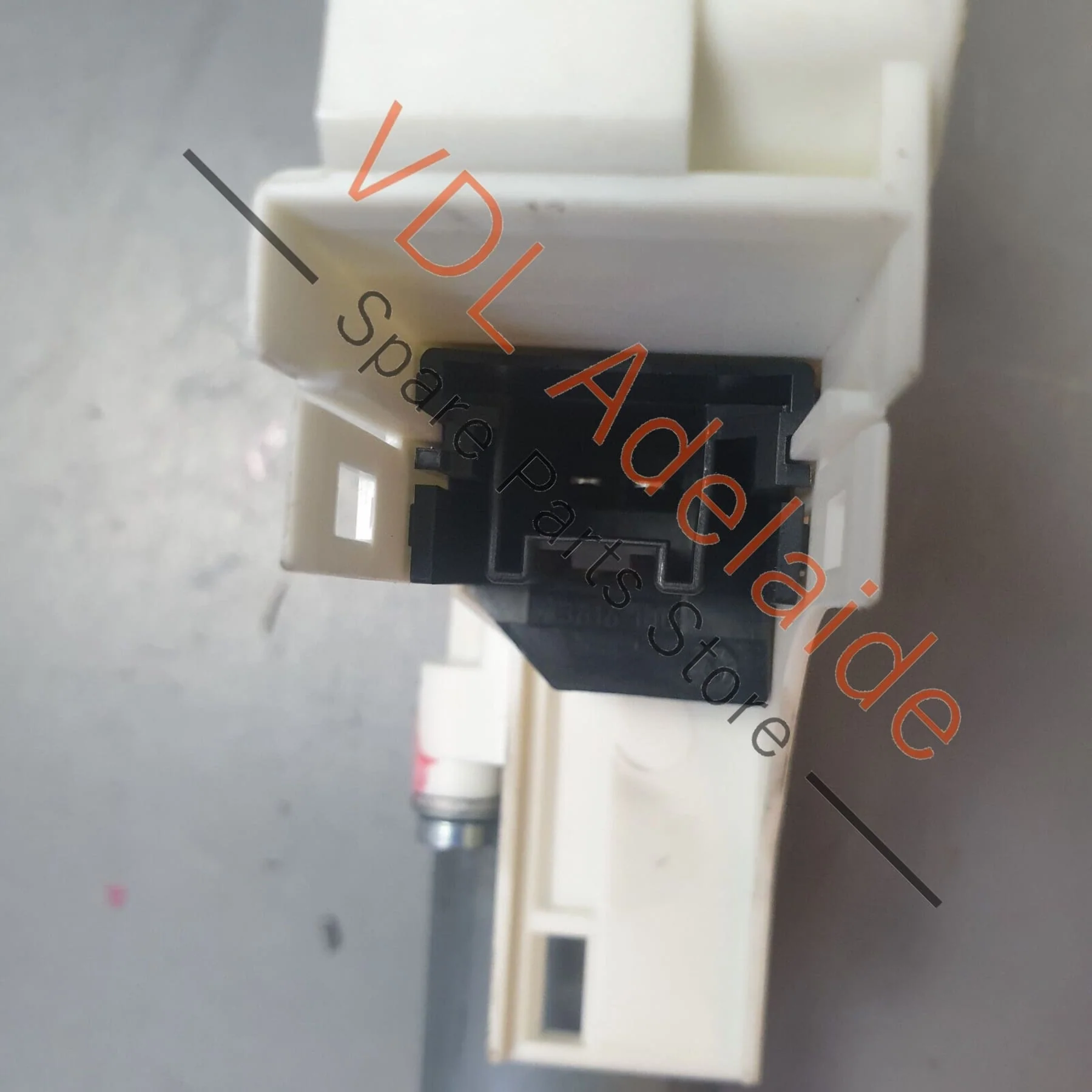 Audi Q7 6.0 V12 4L Right Side Power Window Regulator Motor 8T0959801B 8K0959801A - Image 4