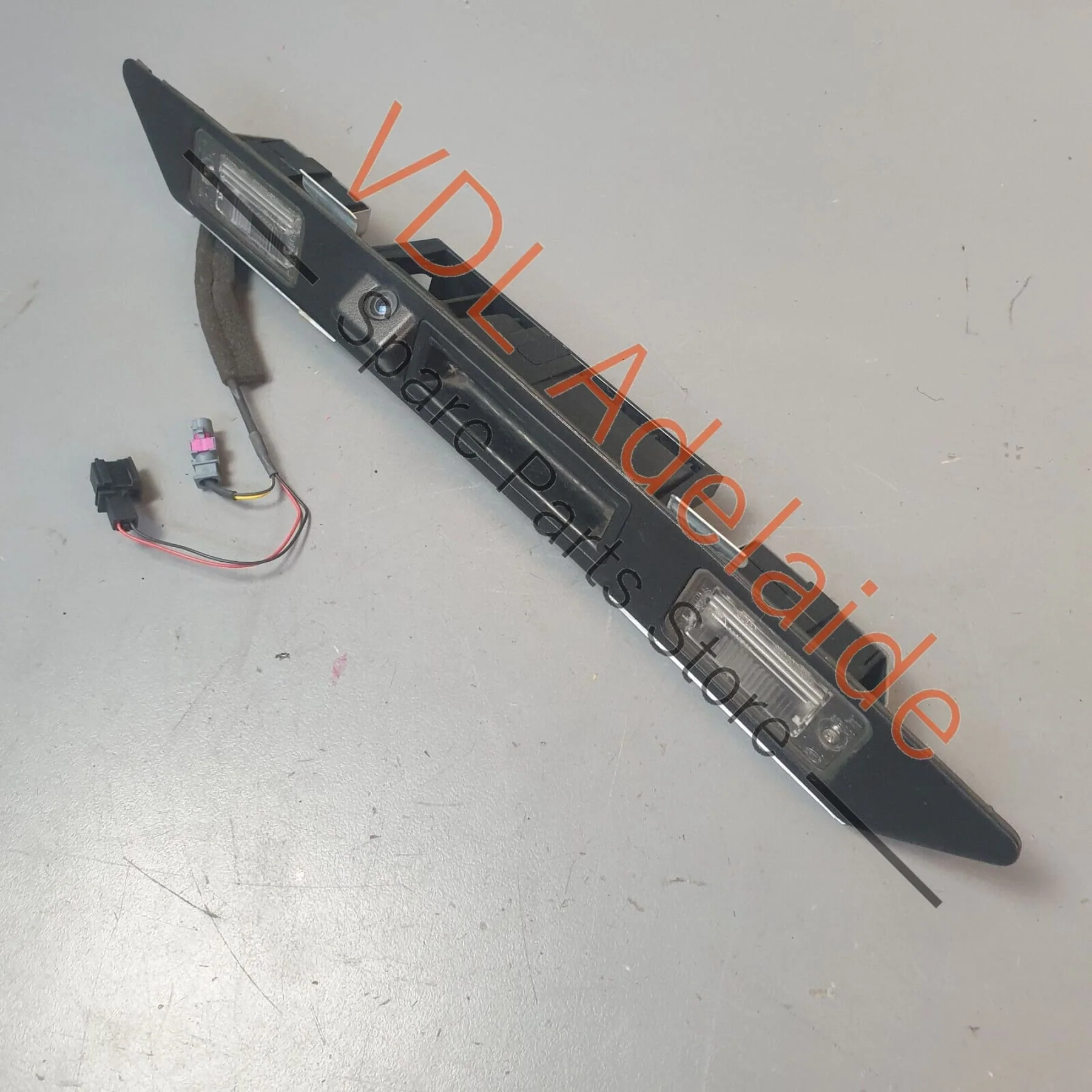Genuine Audi Q7 6.0L V12 4L Rear Reverse Back Up Parking Camera 4L0980551D