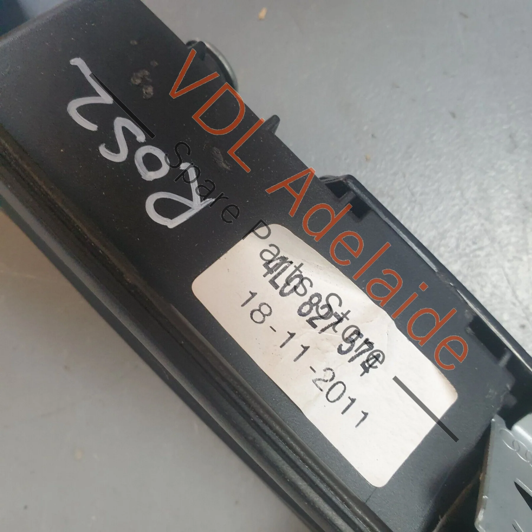 Genuine Audi Q7 6.0L V12 4L Rear Reverse Back Up Parking Camera 4L0980551D - Image 5
