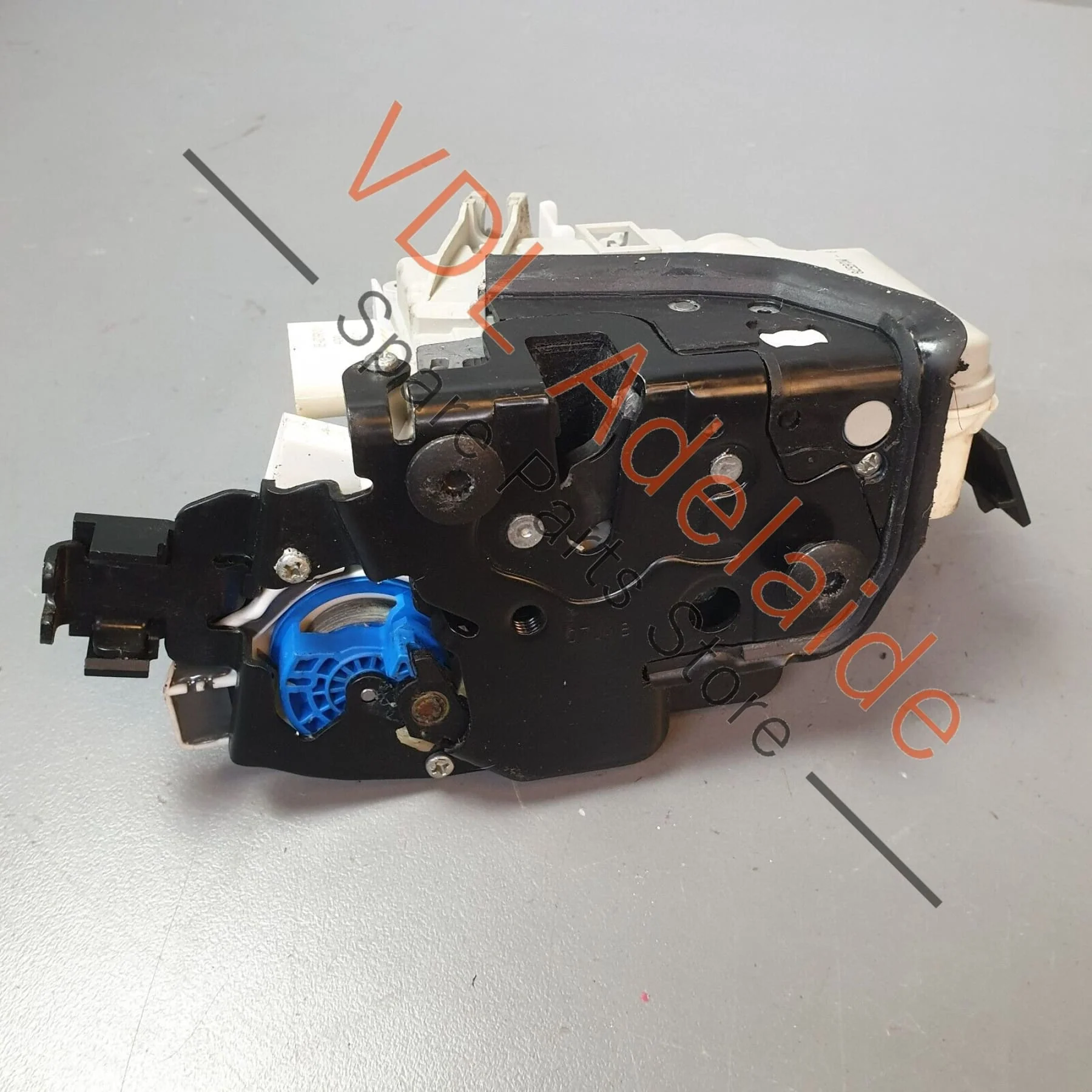 Porsche Panamera 971 Front Right Driver Side Door Lock Mechanism 971837016D - Image 5
