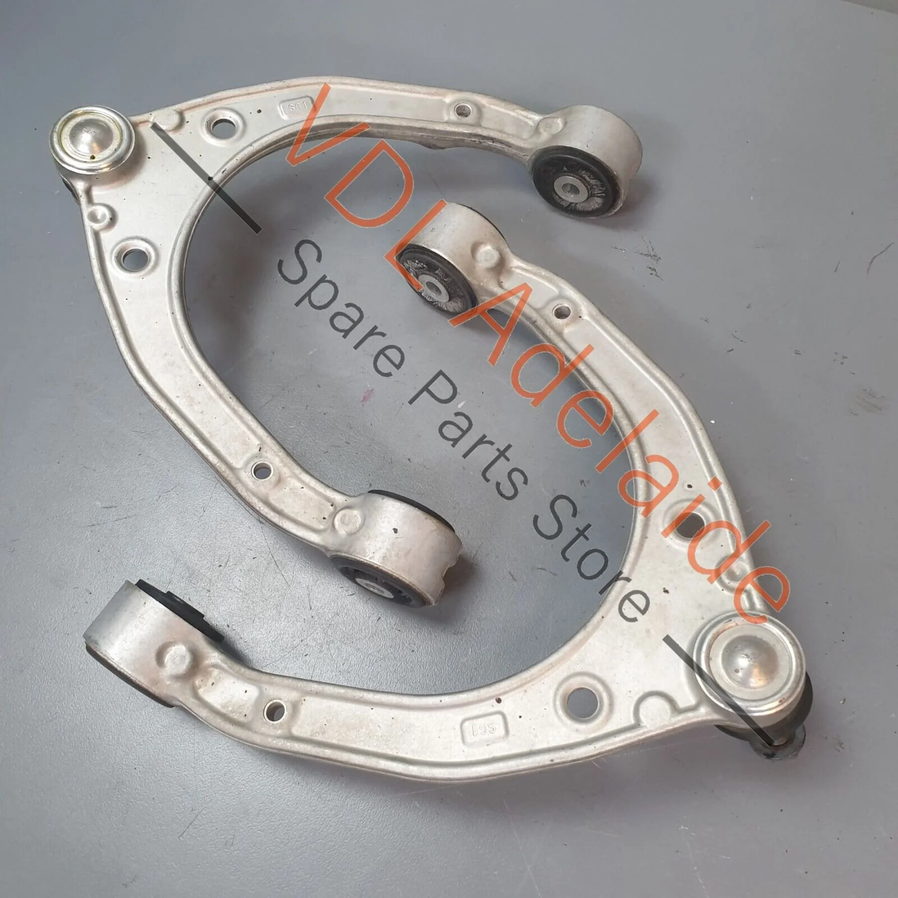 Audi Q7 6.0L V12 4L Pair of Front Suspension Upper Control Arms Wishbone