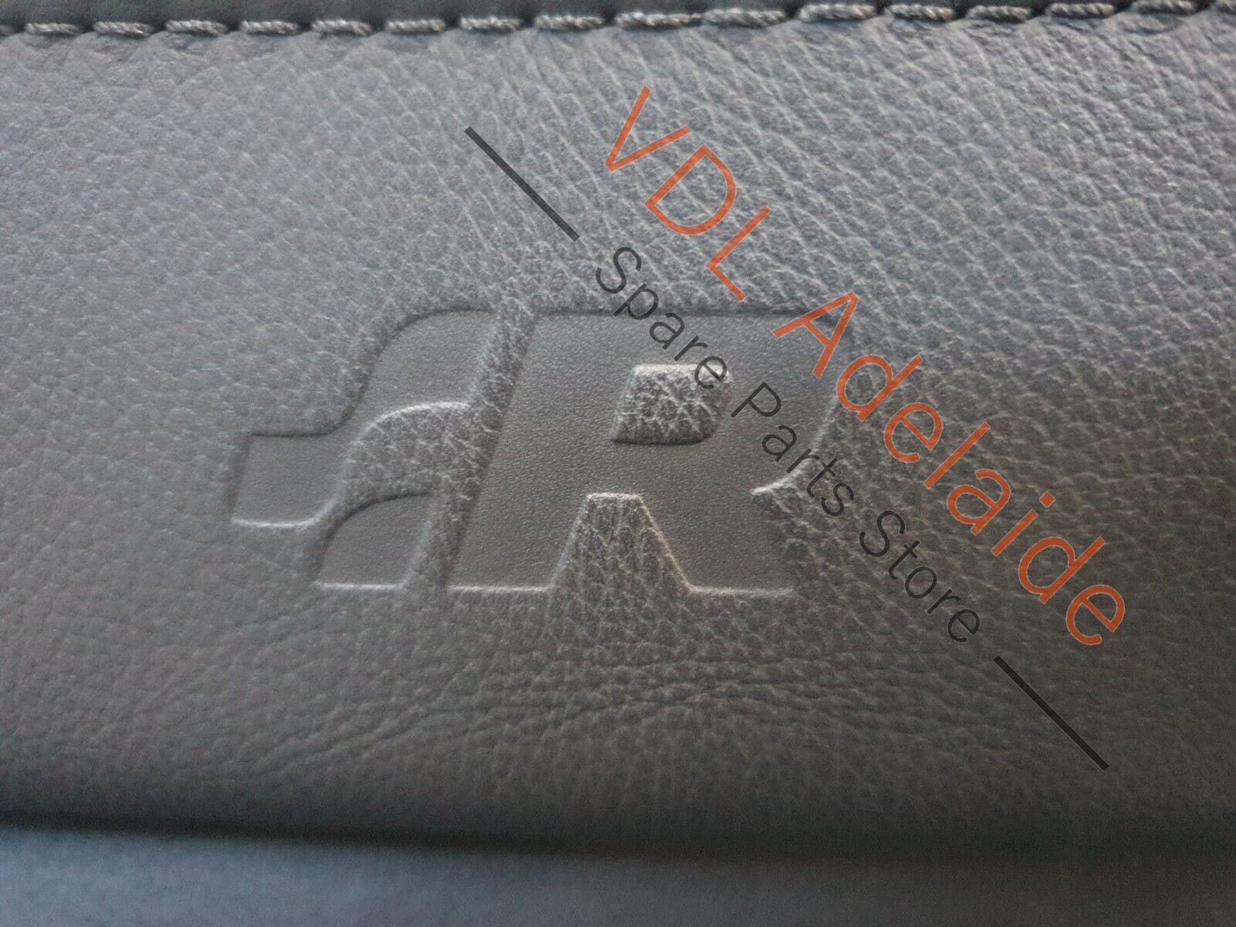Volkswagen VW Golf Mk5 R32 3dr Hatch Front Two Pair Leather Heated Seat Seats - Image 2