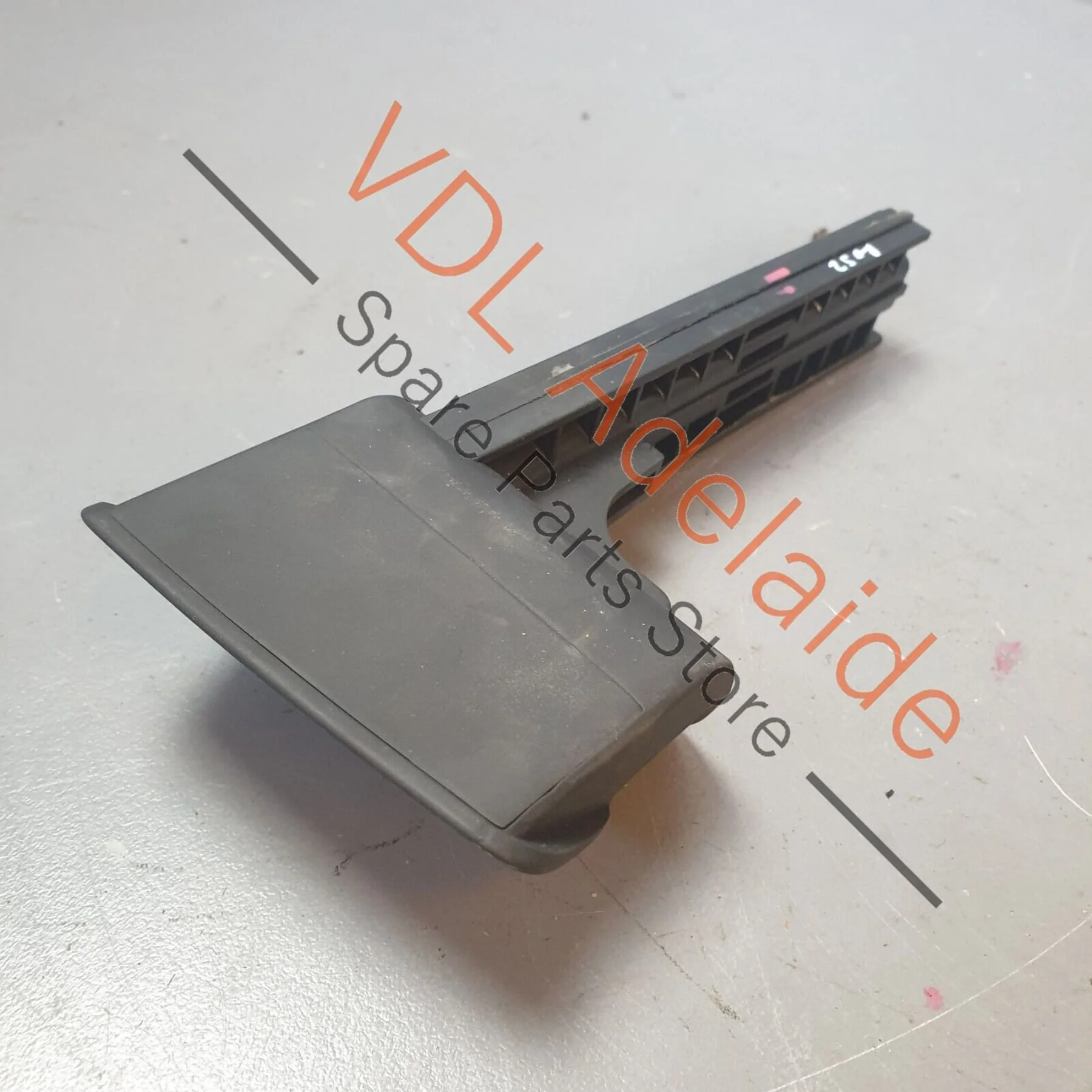 Audi Q7 6.0L V12 4L Park Brake Release Actuator Grip Handle for RHD 4L2711814 / 4L2711878 - Image 6