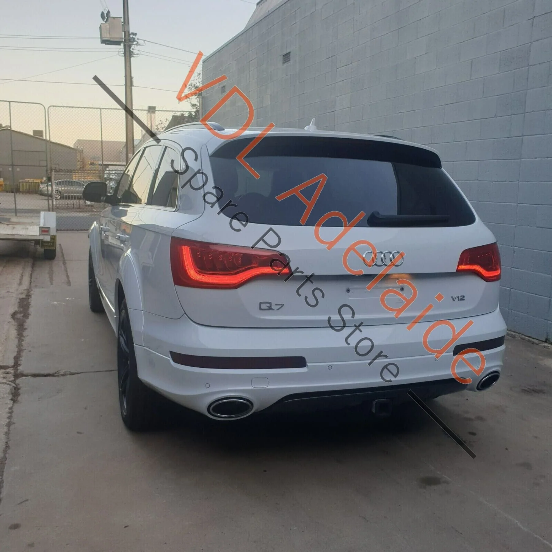 Audi Q7 6.0L V12 4L Right Front Fender Lower Trim Lining Molding 4L0854960E - Image 5