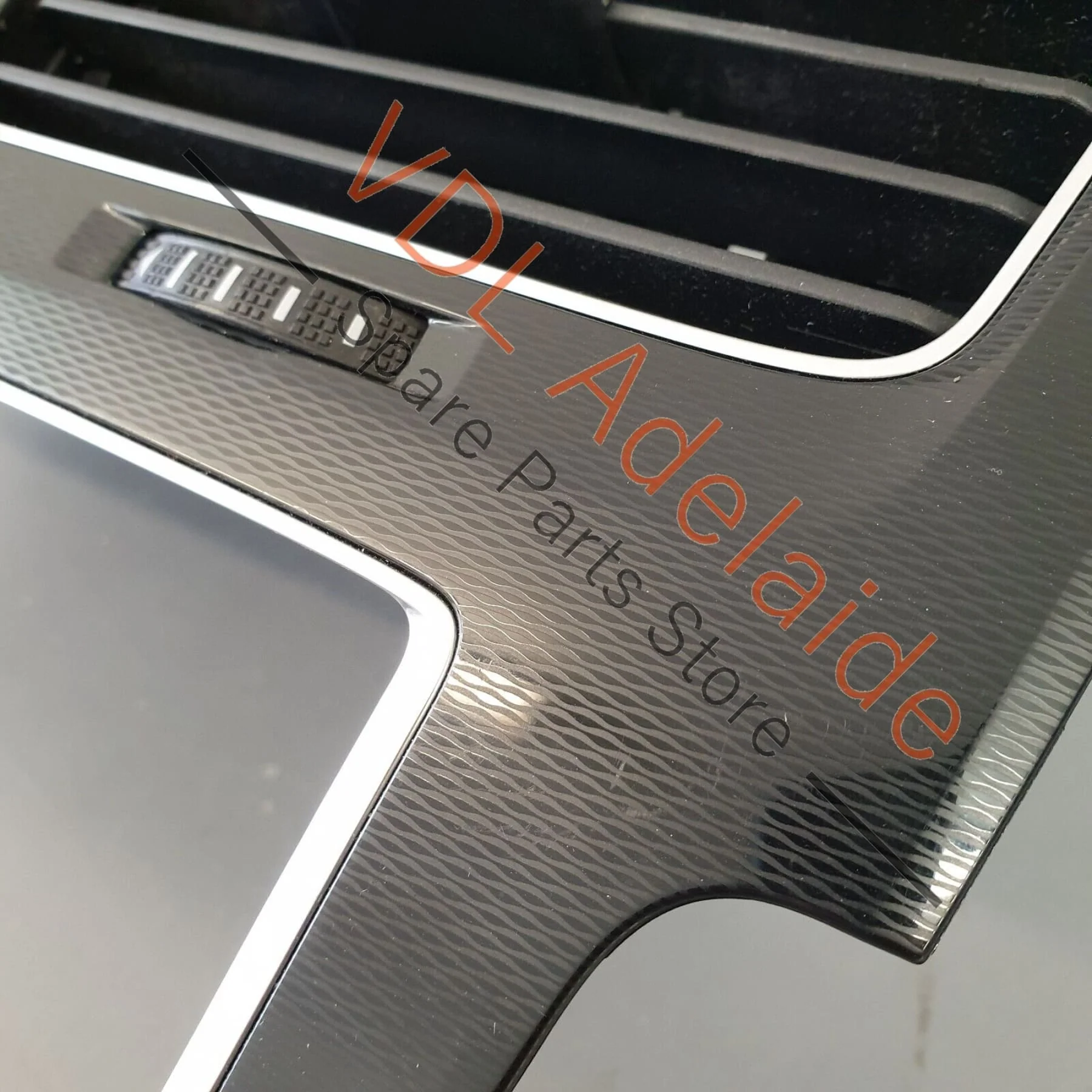 VW Golf GTi GTD Mk7 Centre Middle Double Air AC Dash Vent for RHD 5G2819728AG - Image 4