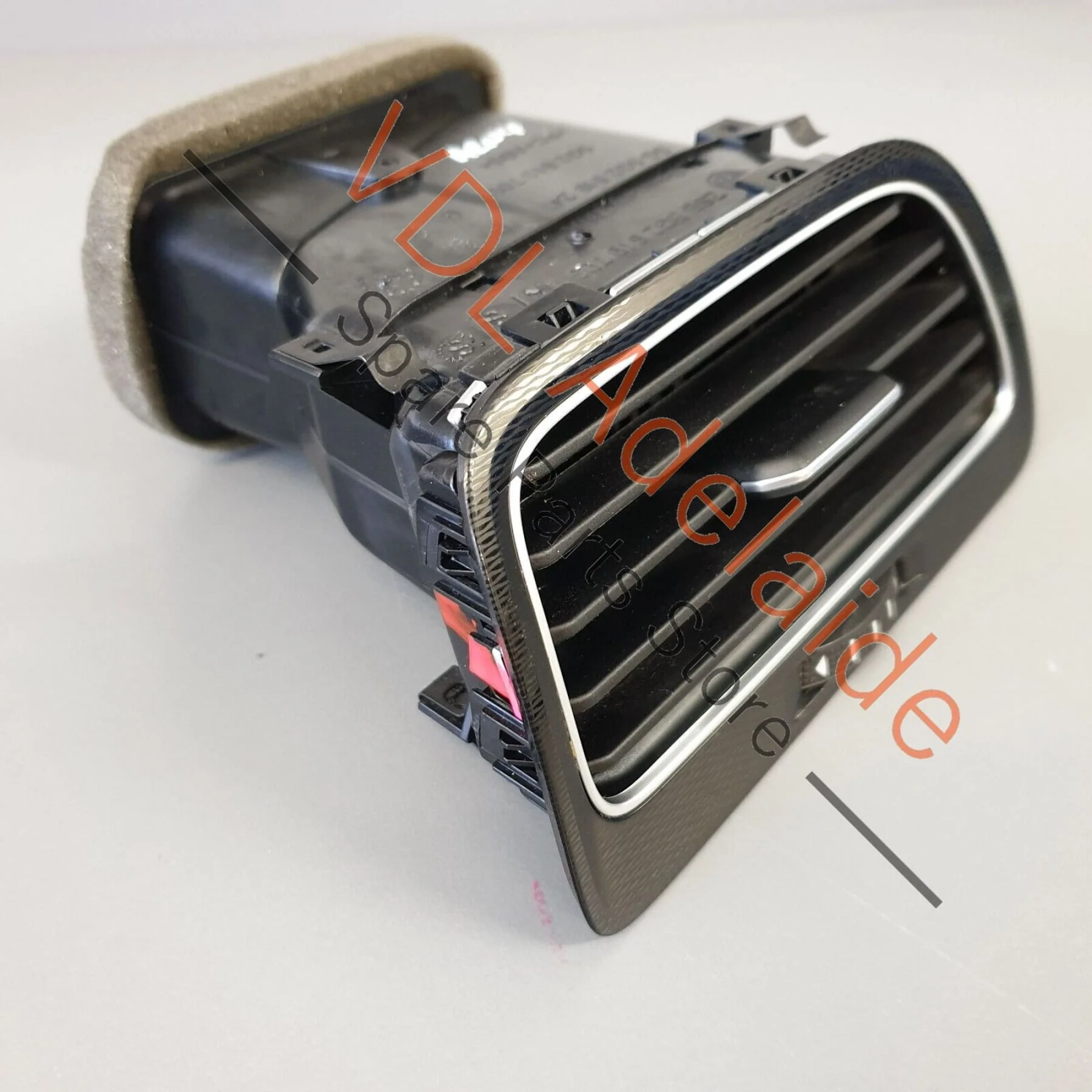 VW Golf GTi GTD Mk7 7.5 Left Side Passenger Dash Air Vent for RHD 5G2819703R - Image 3