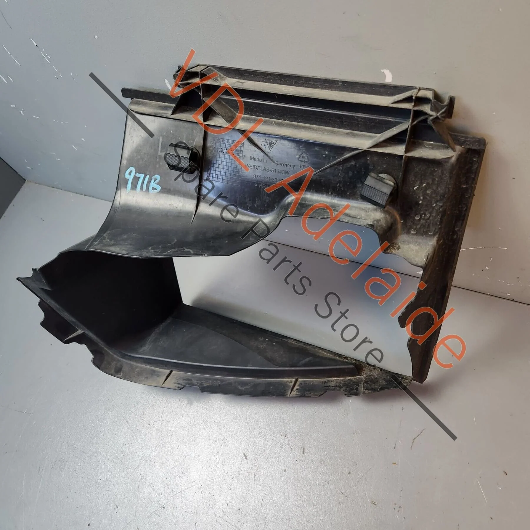 Porsche Panamera 971 Front Left Intercooler Radiator Air Guide 971121333C - Image 2