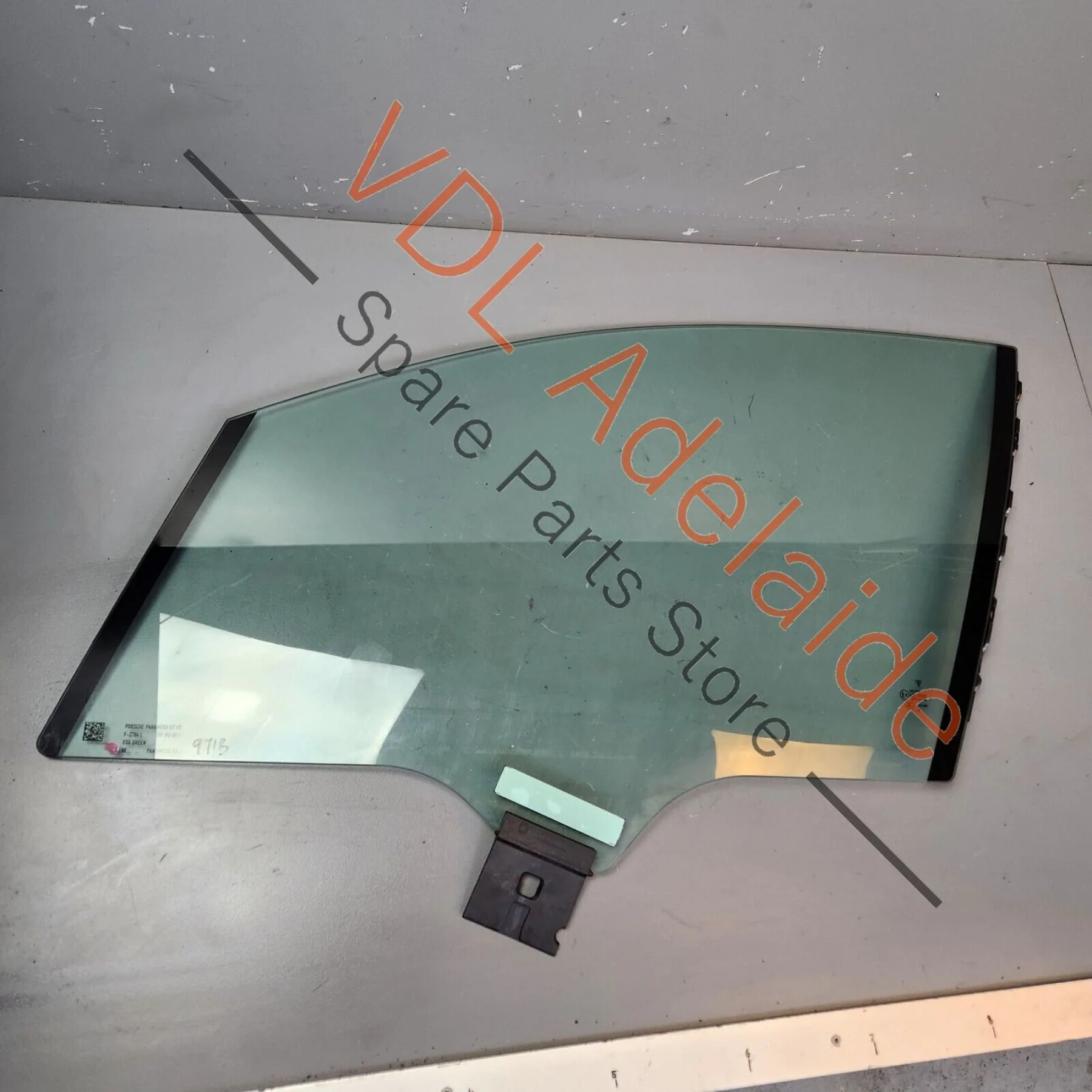 Porsche Panamera 971 Left Front Door Window Glass 971845019 - Image 8