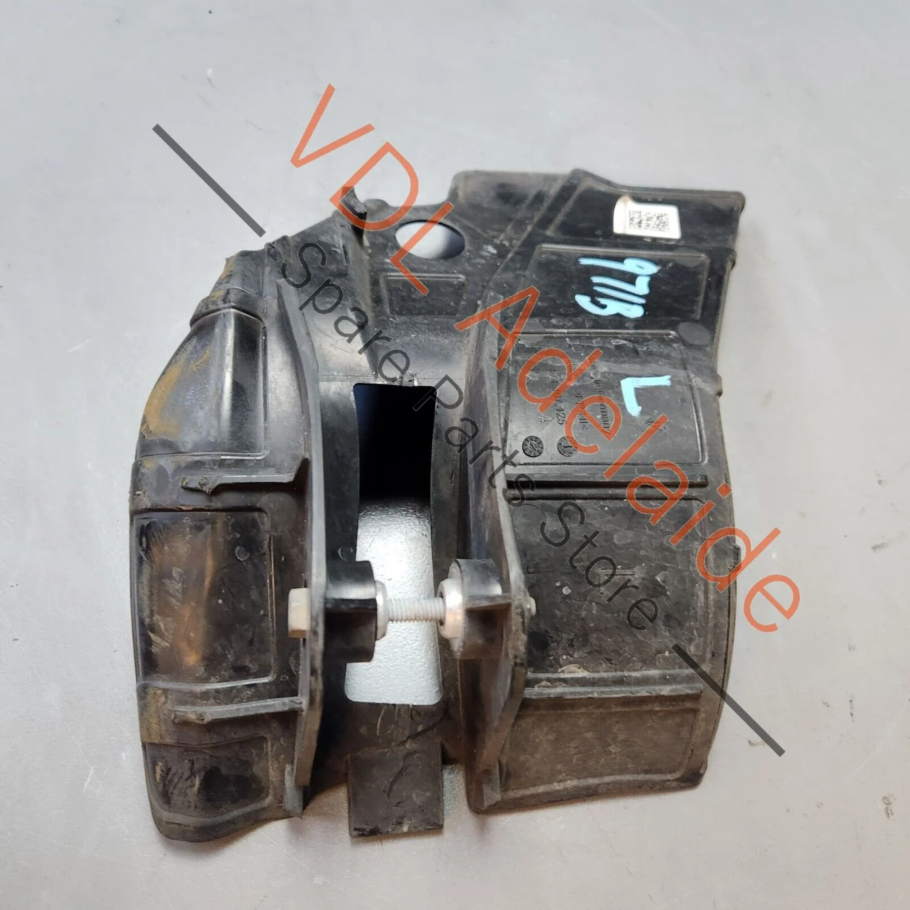 Porsche Panamera 971 Front Left Suspension Lower Control Arm Spoiler Trim