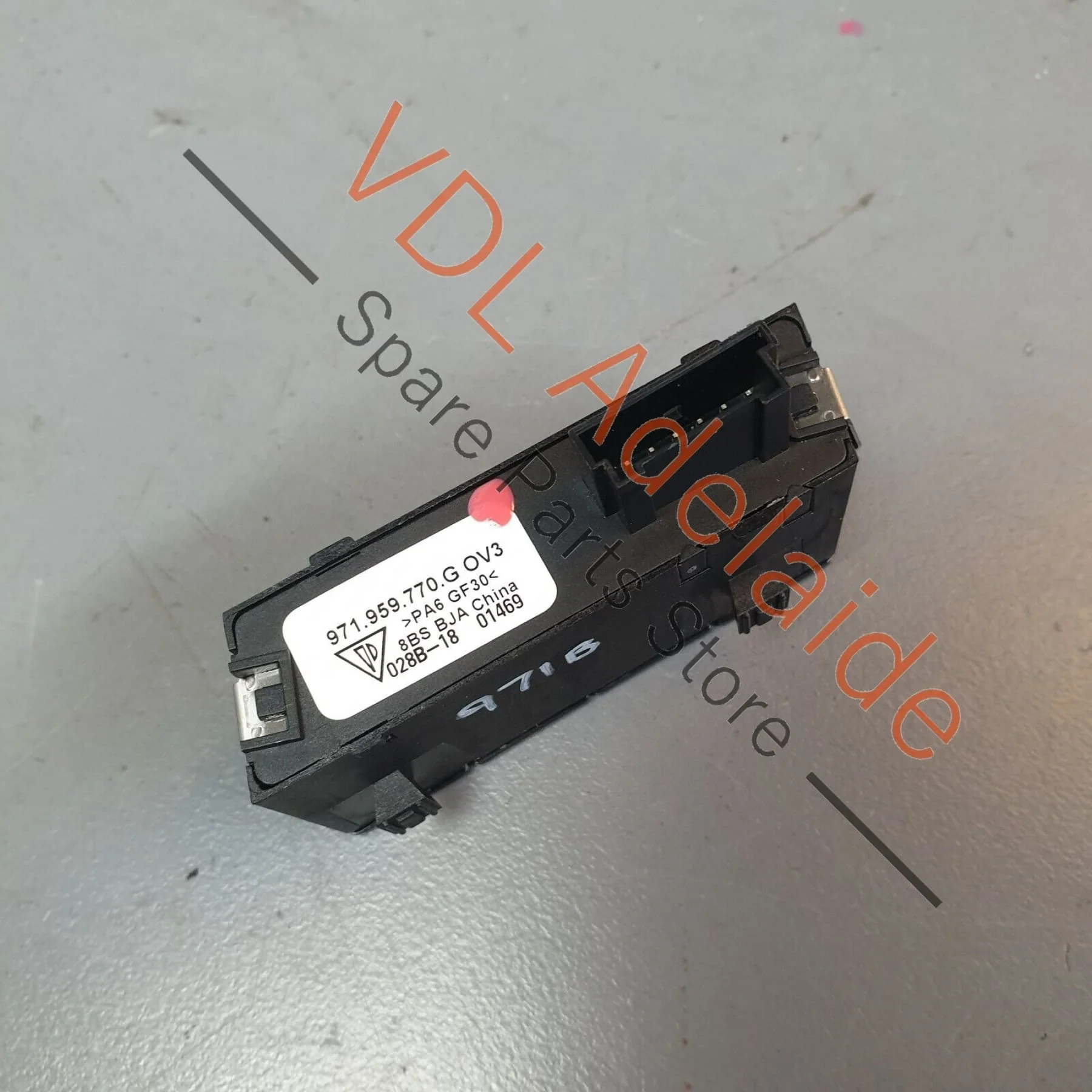 Porsche Panamera 971 Passenger Side Memory Seat Switch High Gloss 971959770G OV3 - Image 3