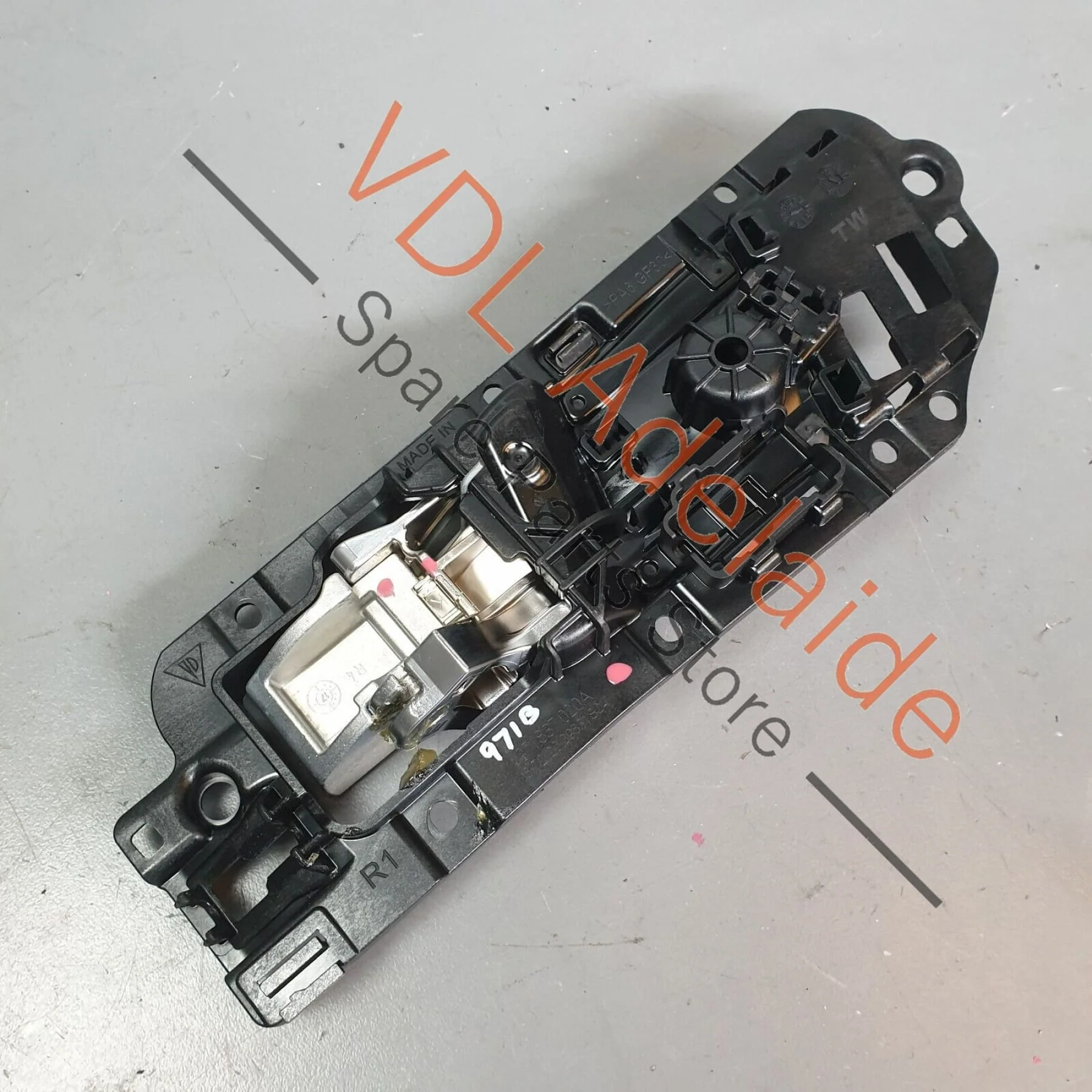 Porsche Panamera 971 Front Right Interior Inner Actuator Door Handle 971837020 - Image 2